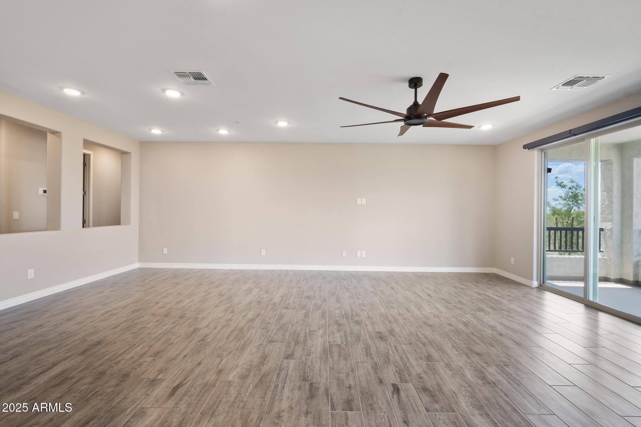 5100 E RANCHO PALOMA Drive E 1046