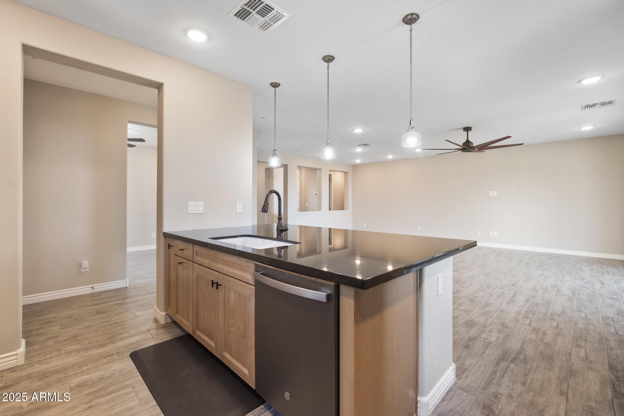 5100 E RANCHO PALOMA Drive E 1046