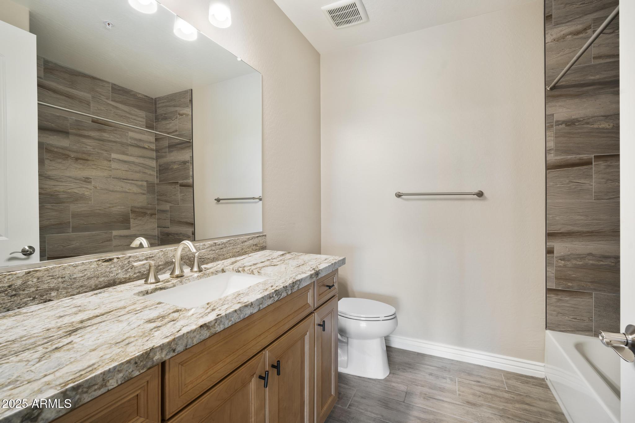 5100 E RANCHO PALOMA Drive E 1046