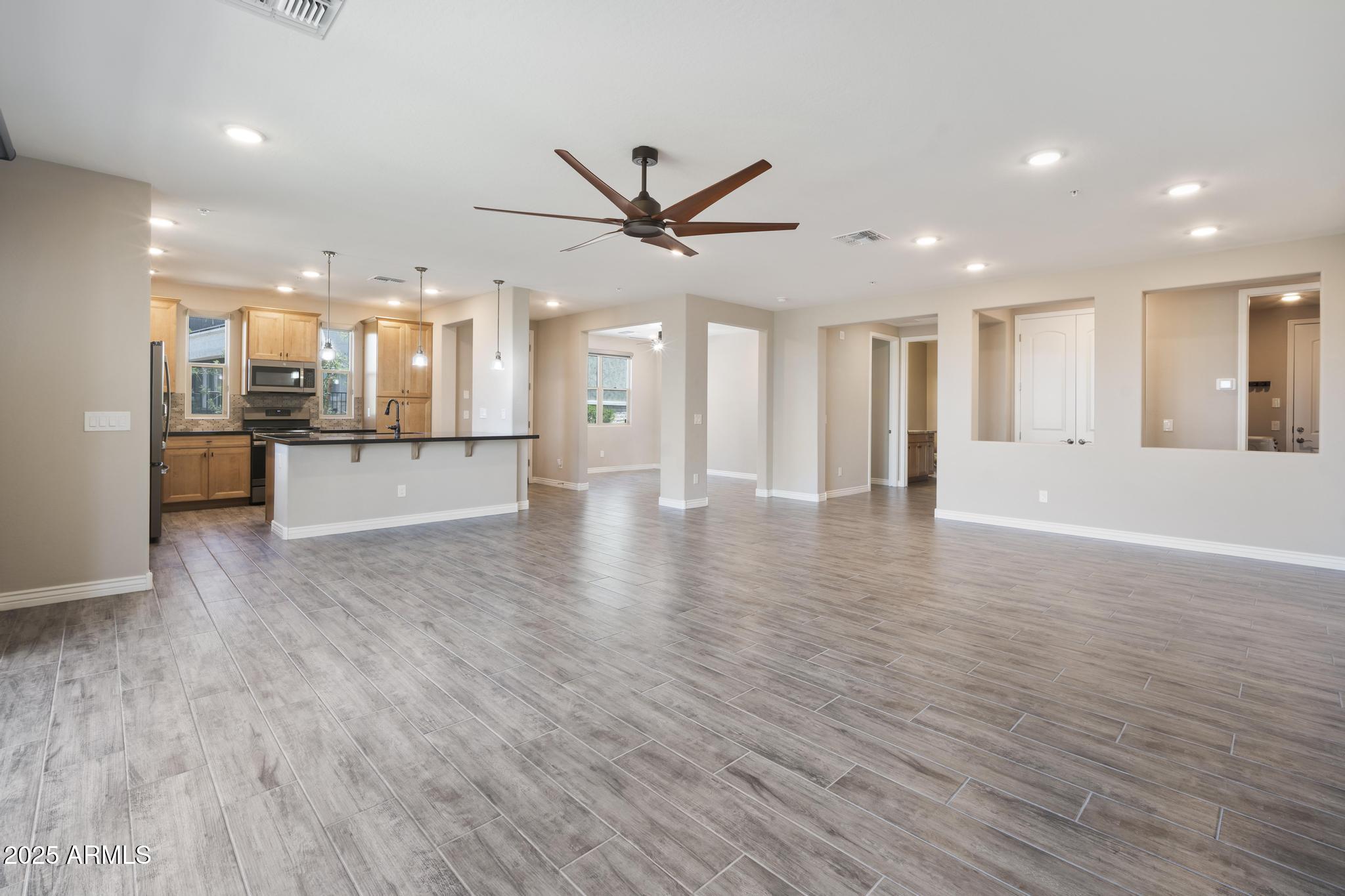 5100 E RANCHO PALOMA Drive E 1046