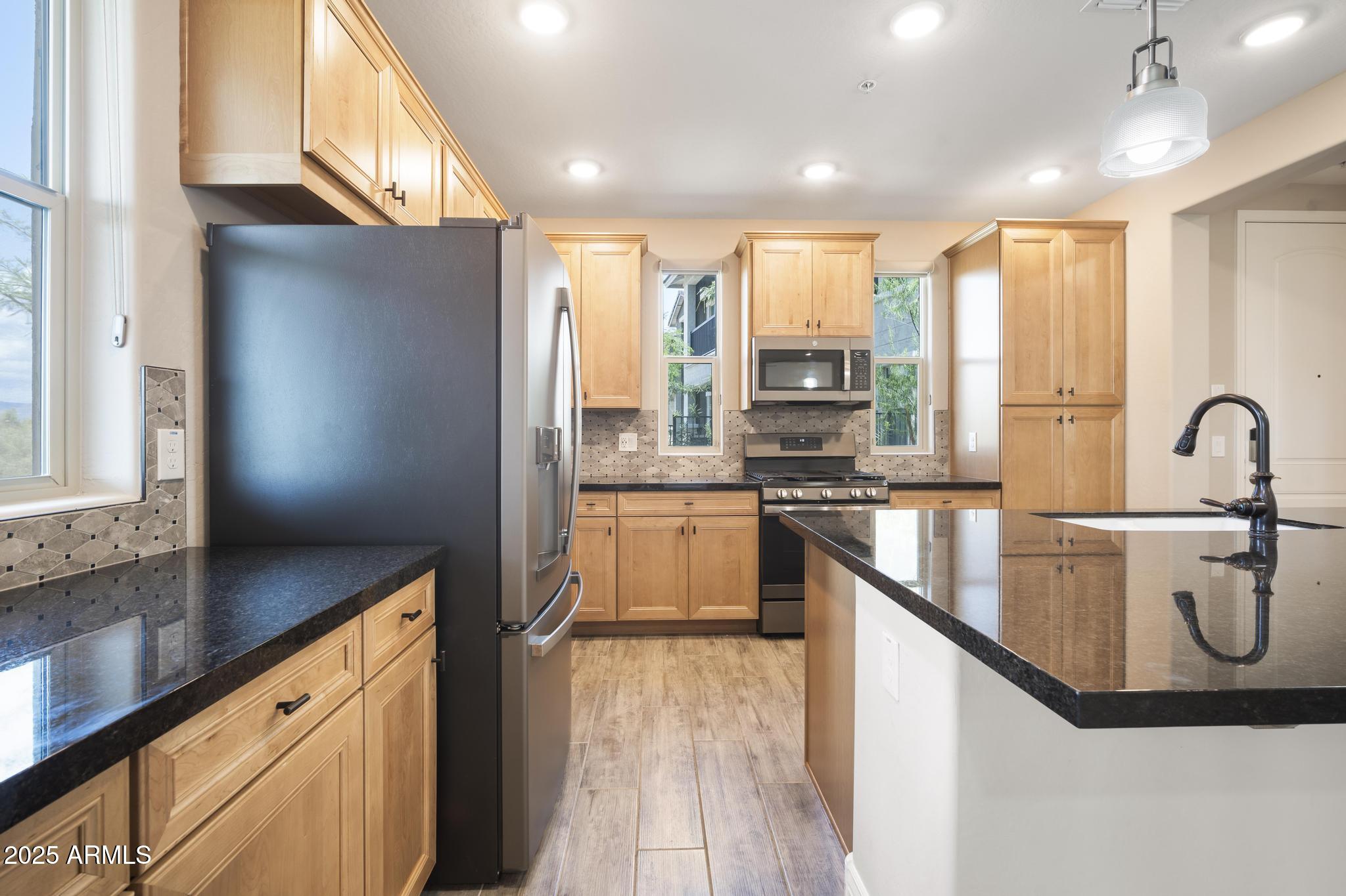 5100 E RANCHO PALOMA Drive E 1046