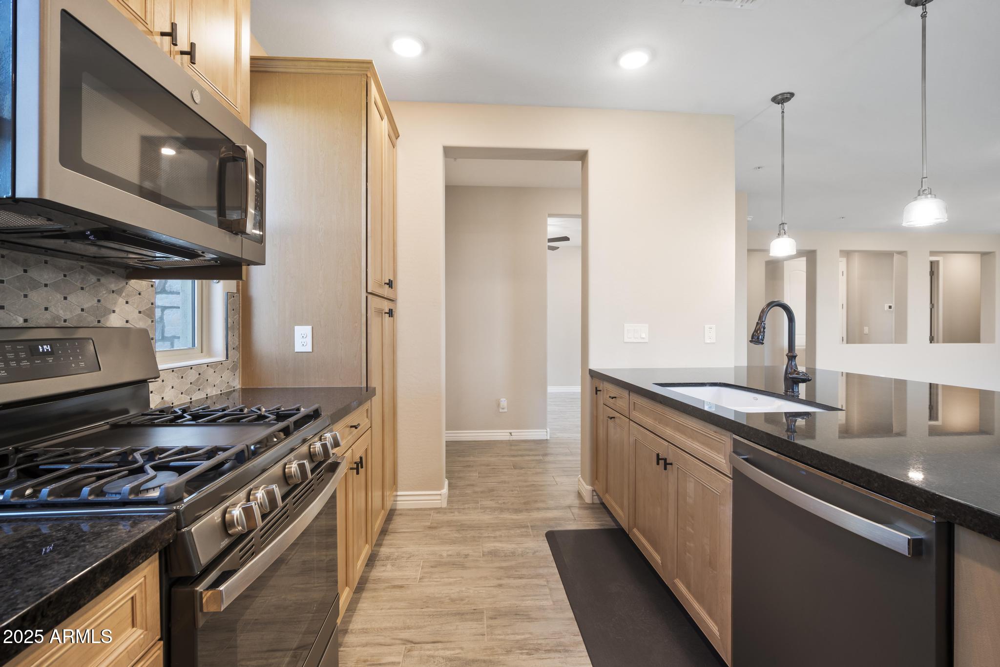 5100 E RANCHO PALOMA Drive E 1046