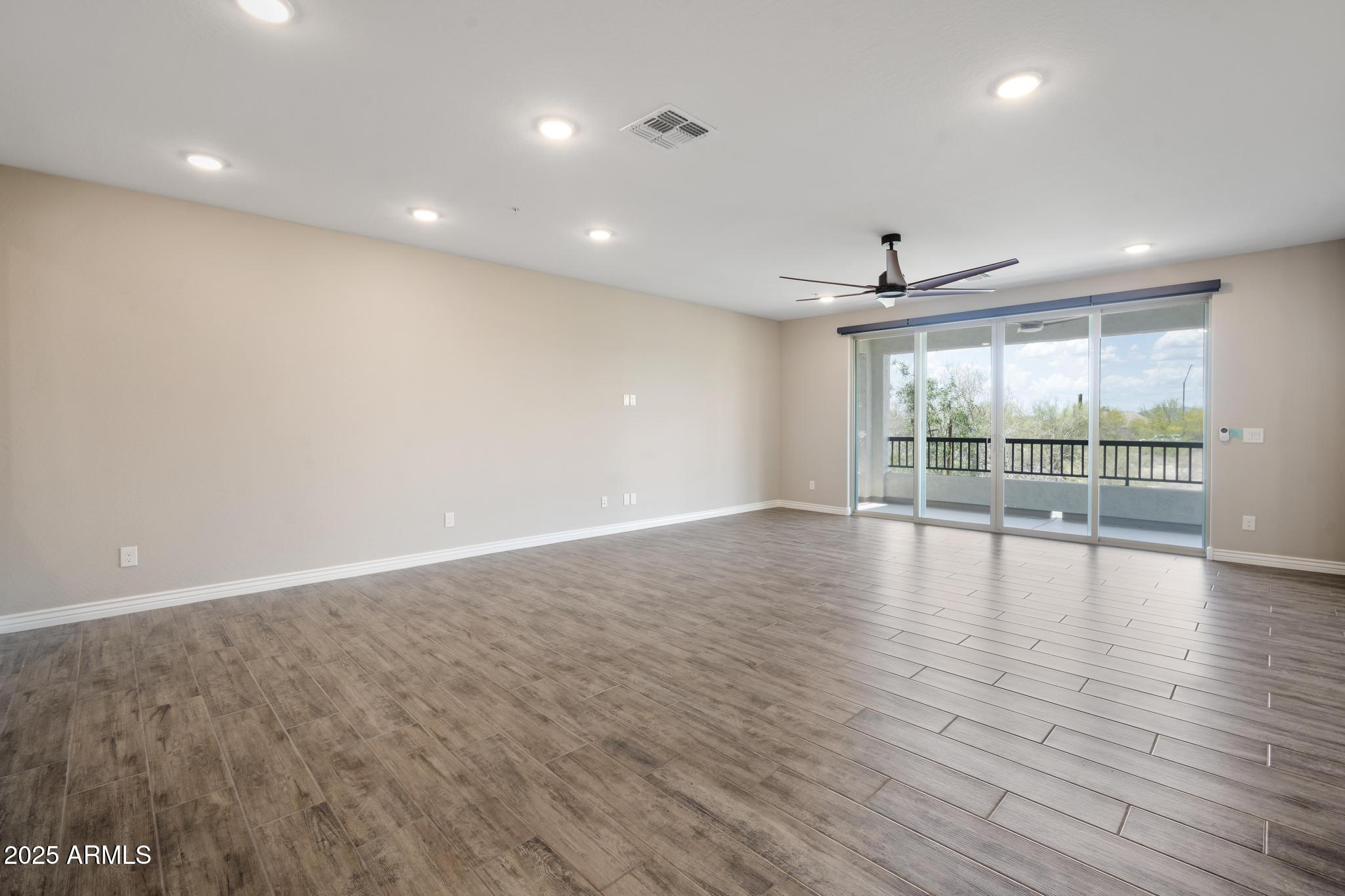 5100 E RANCHO PALOMA Drive E 1046