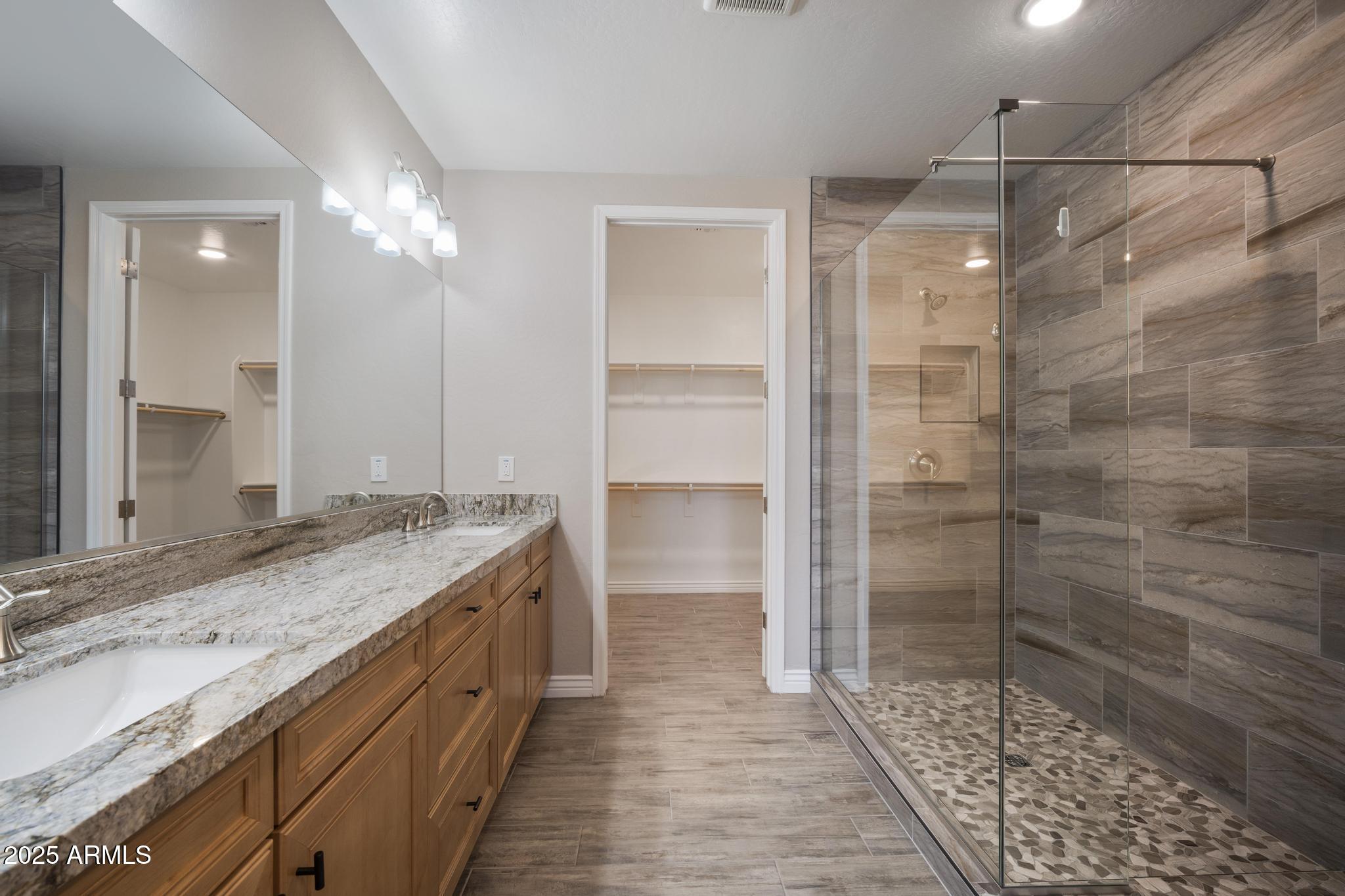 5100 E RANCHO PALOMA Drive E 1046