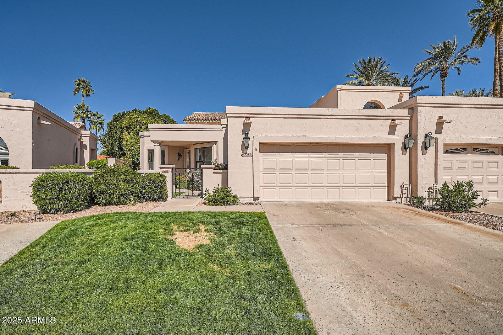 10062 E CINNABAR Avenue