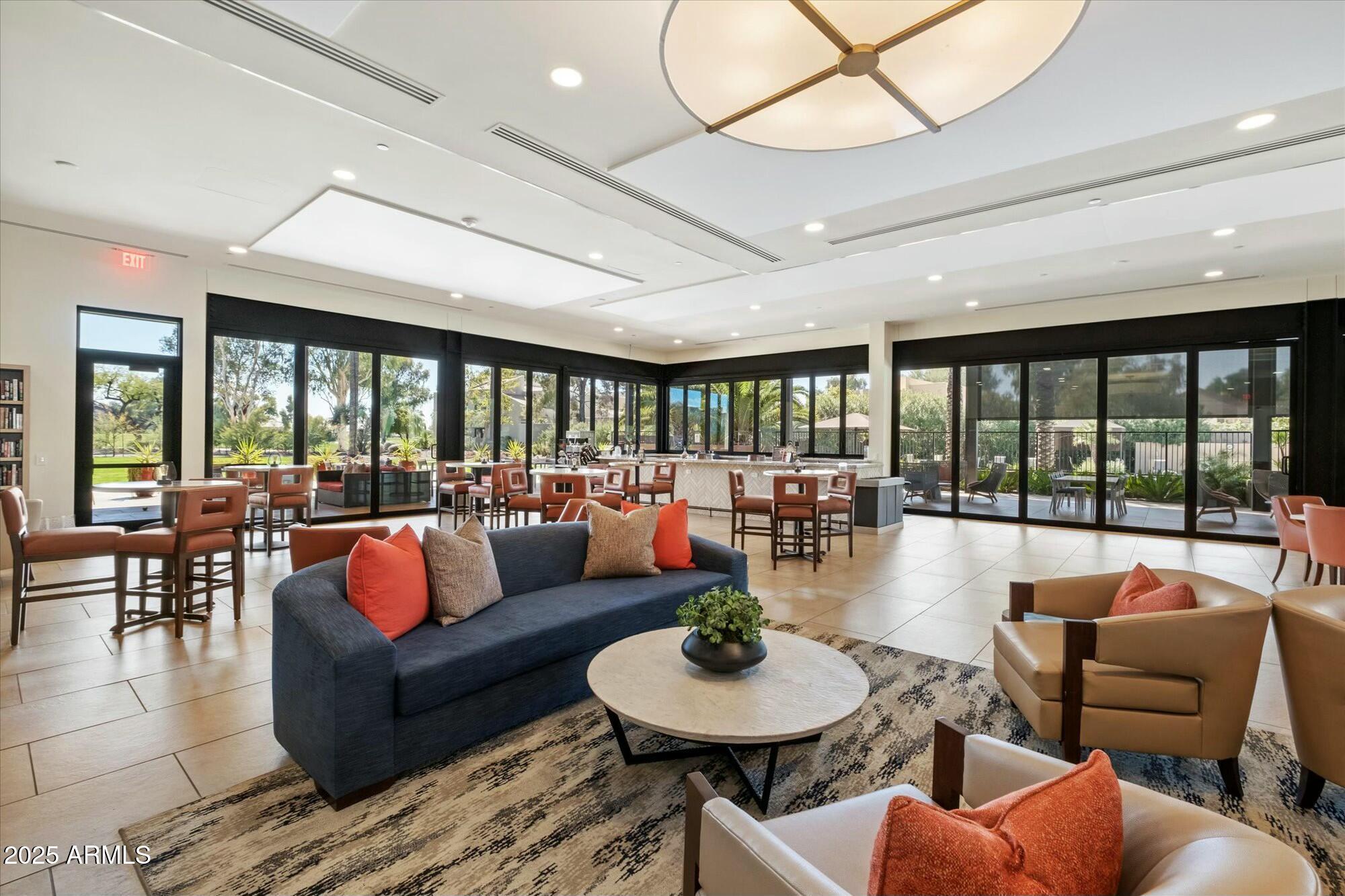 7525 E GAINEY RANCH Road, 130