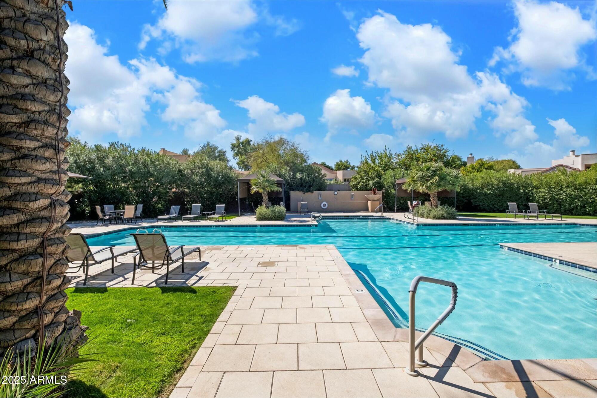 7525 E GAINEY RANCH Road, 130