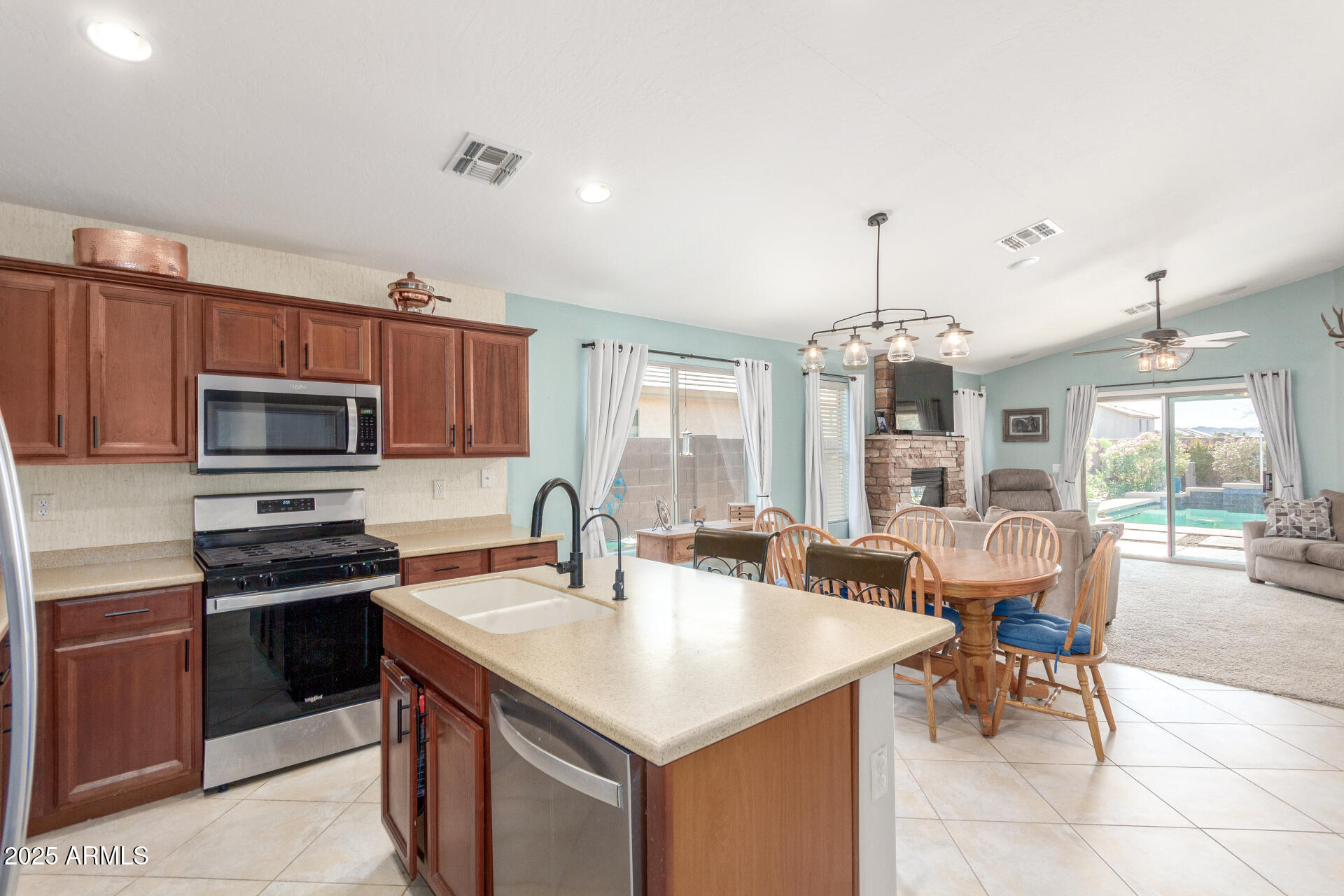 581 W ANGUS Road