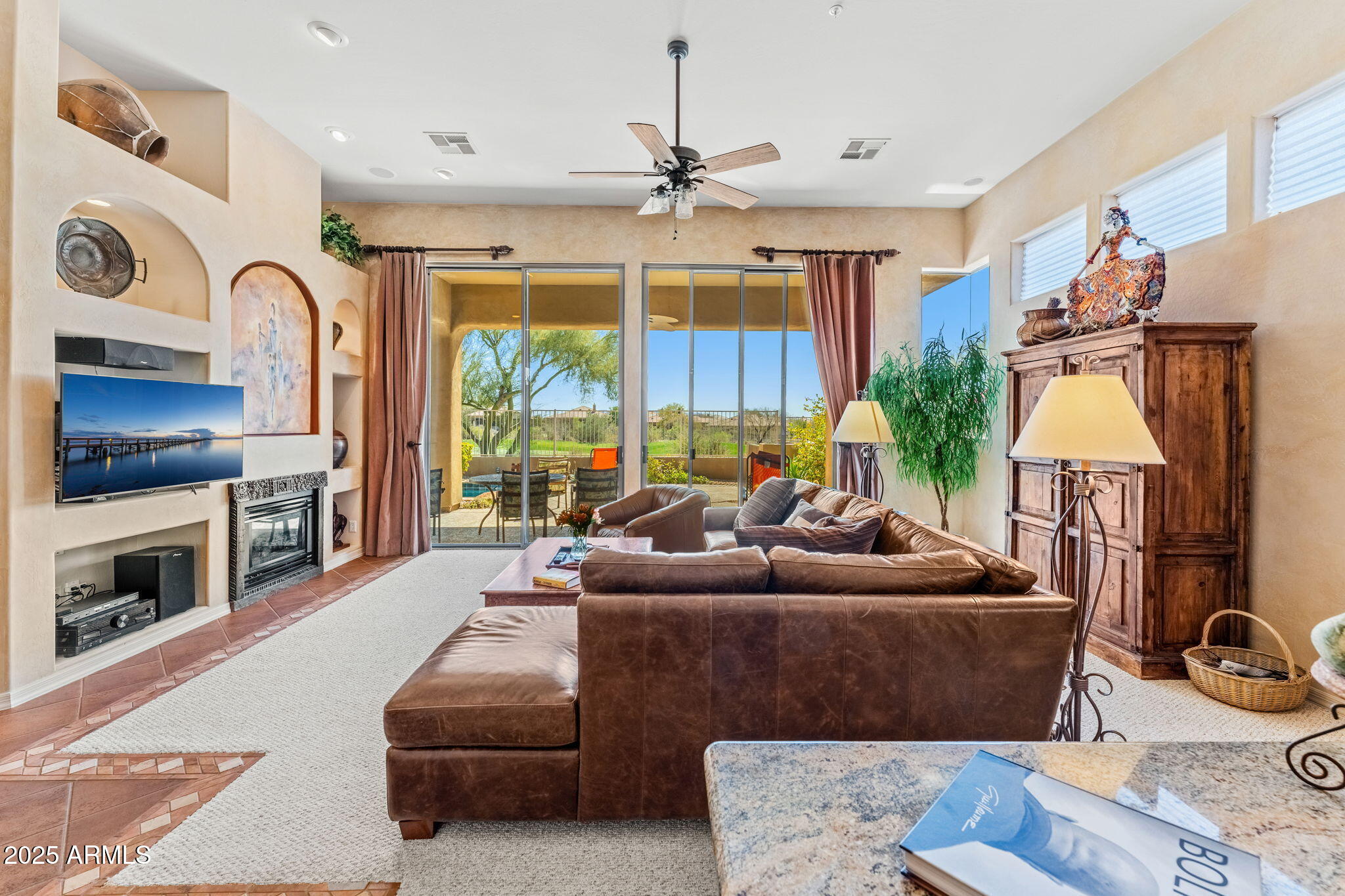 9327 E WHITEWING Drive