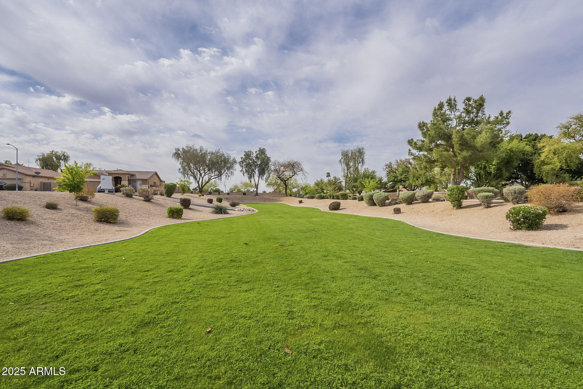 6226 W WIKIEUP Lane