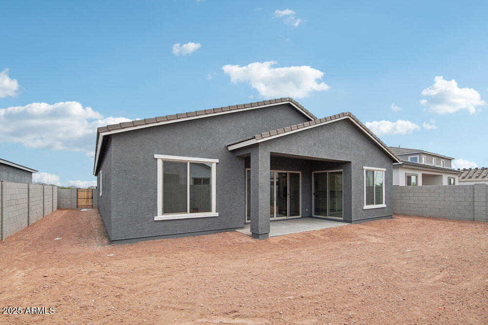 11432 E UTOPIA Avenue