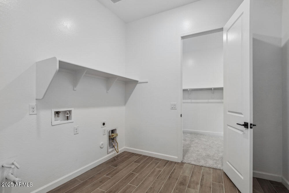 11432 E UTOPIA Avenue