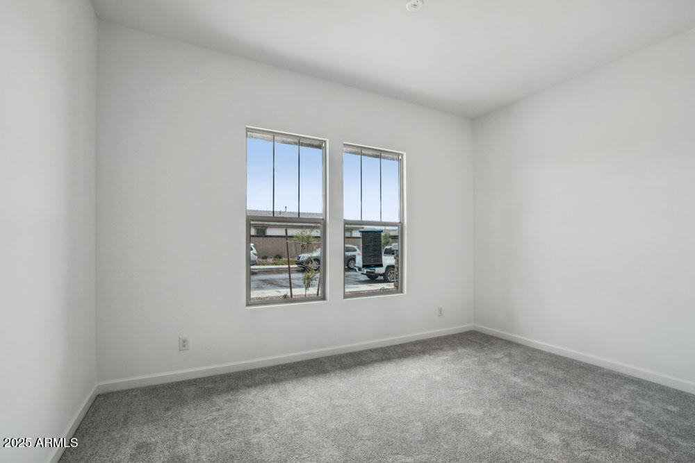 11432 E UTOPIA Avenue