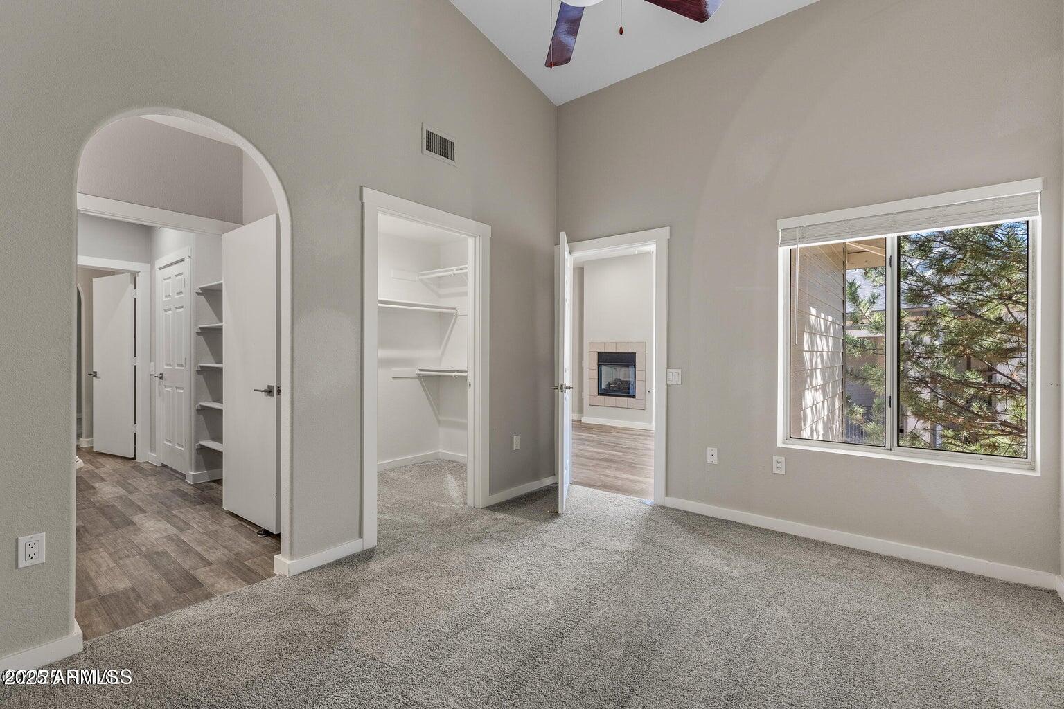 4343 E SOLIERE Avenue 2070