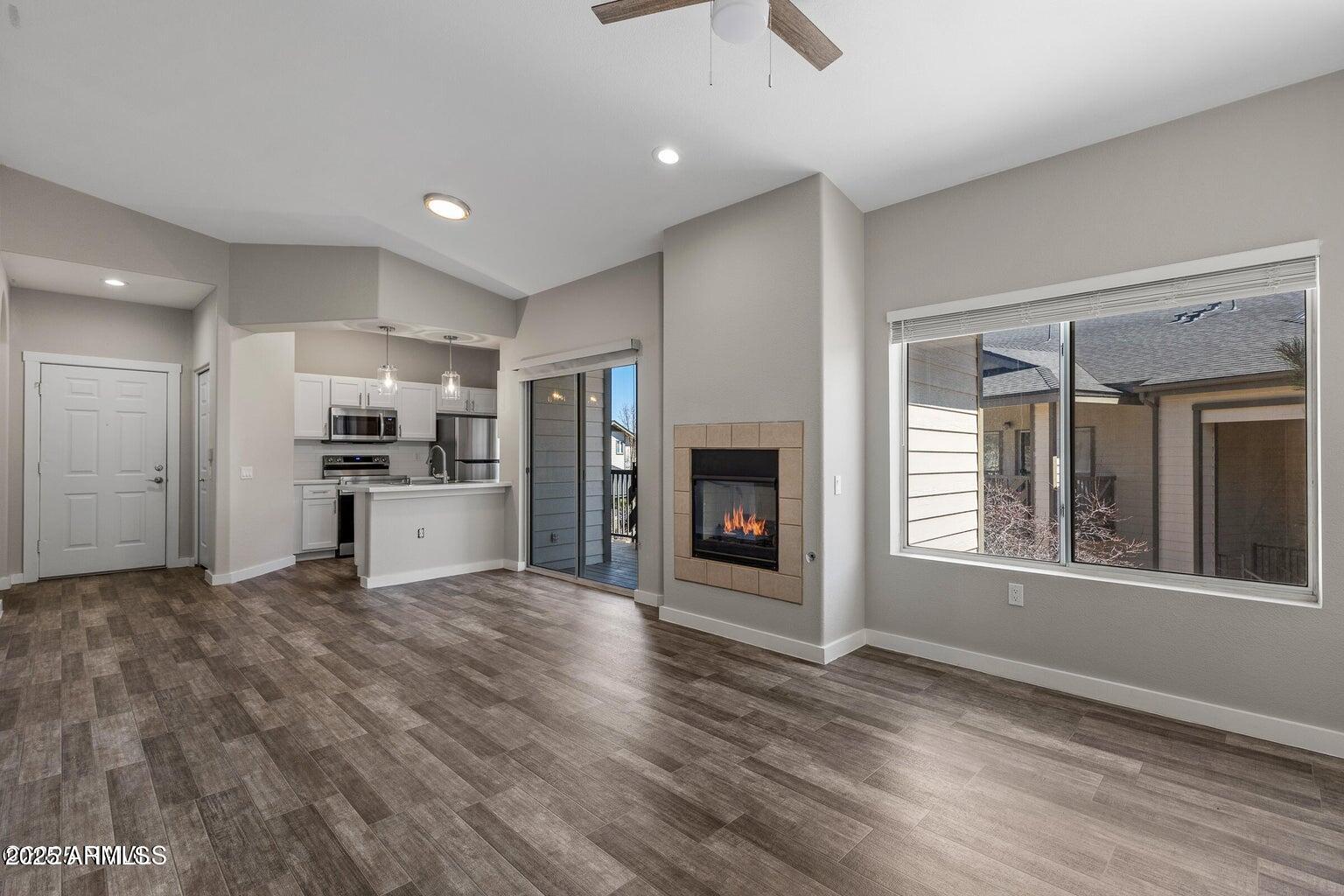 4343 E SOLIERE Avenue 2070