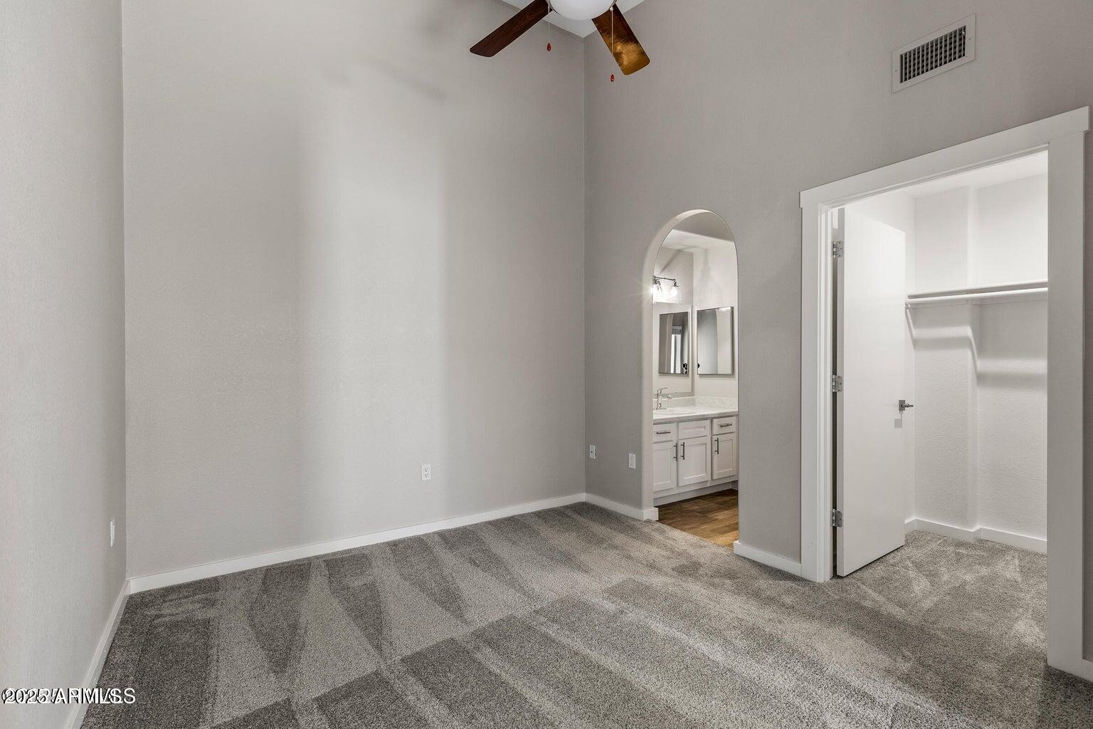 4343 E SOLIERE Avenue 2070