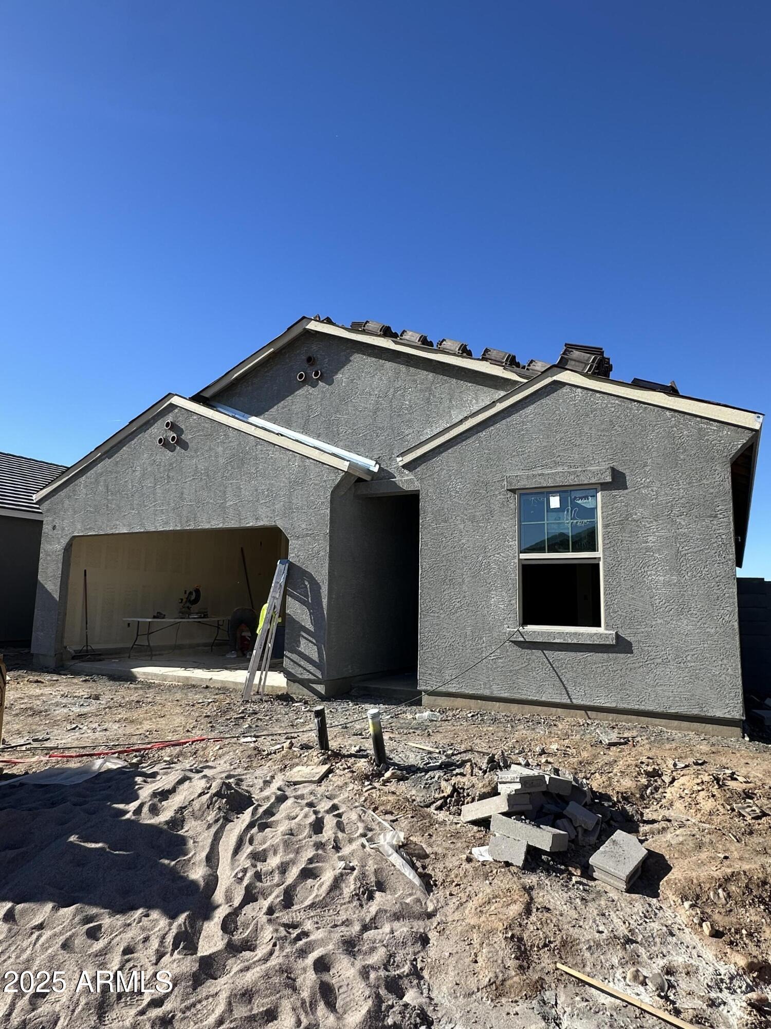 2124 E BUCKING BRONCO Drive