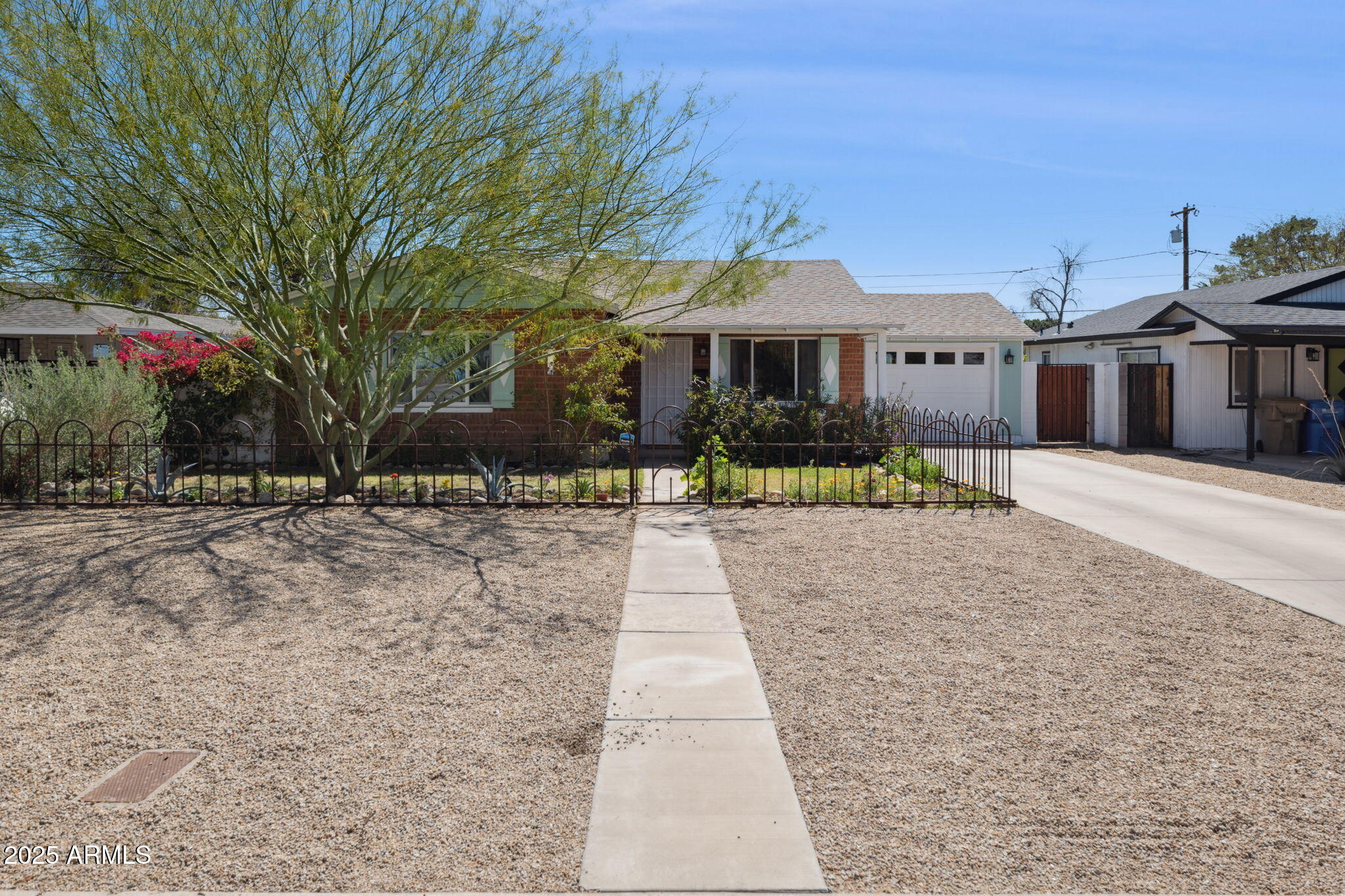 2921 E CHEERY LYNN Road