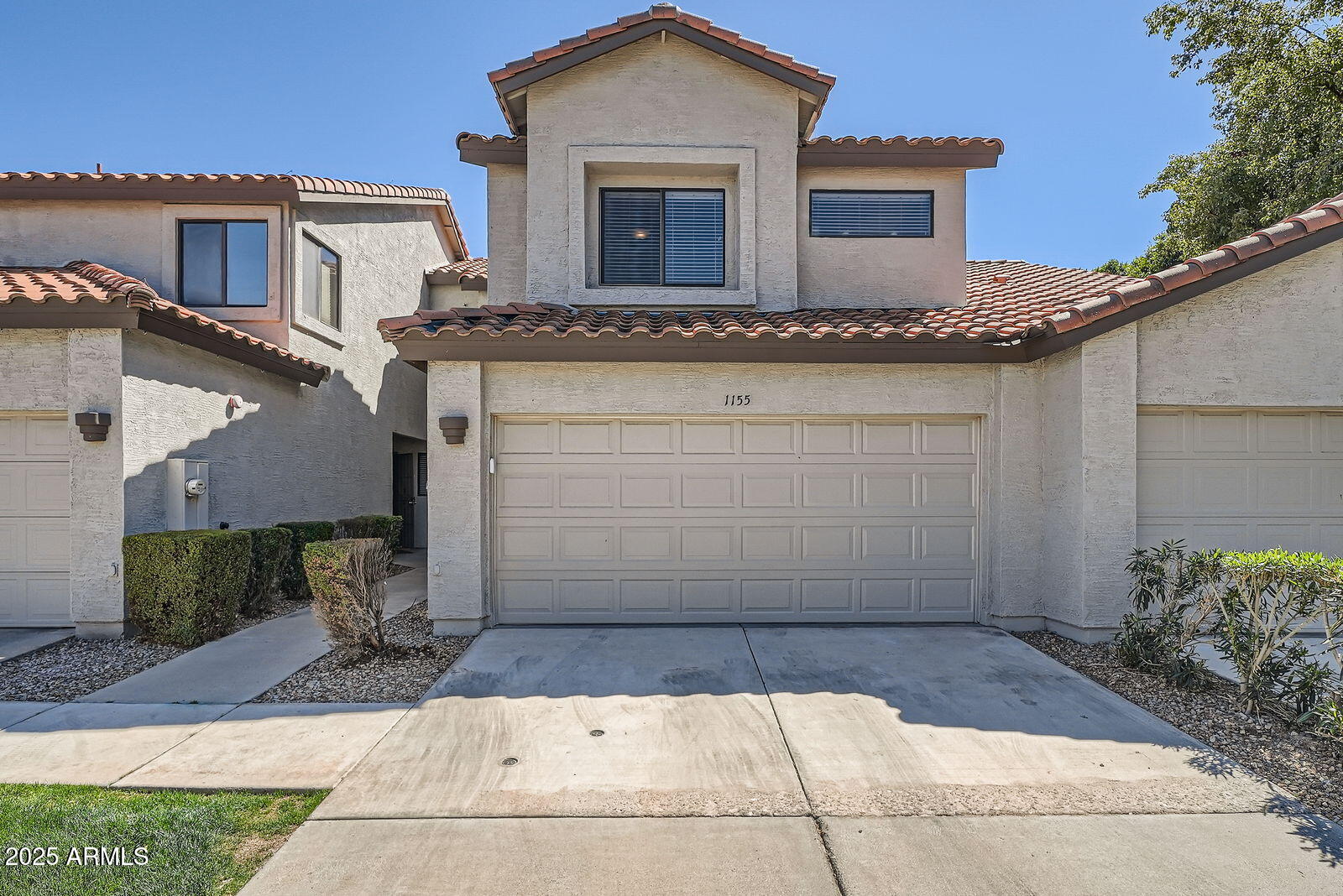 1155 W EDGEWATER Drive