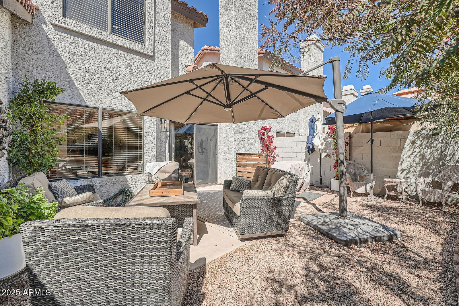 1155 W EDGEWATER Drive