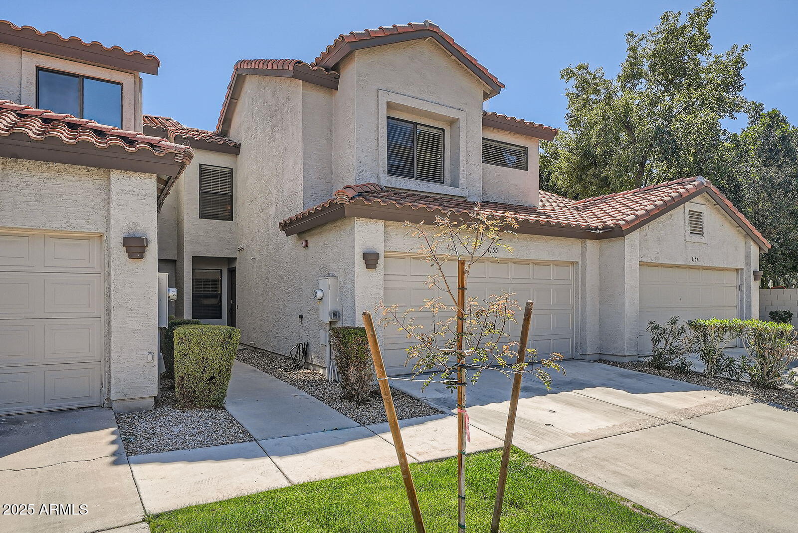 1155 W EDGEWATER Drive
