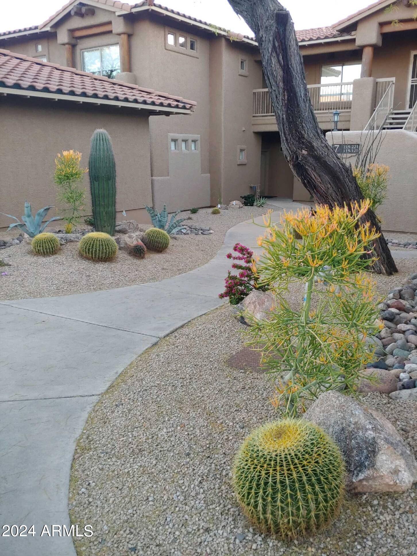 8880 E PARAISO Drive 121