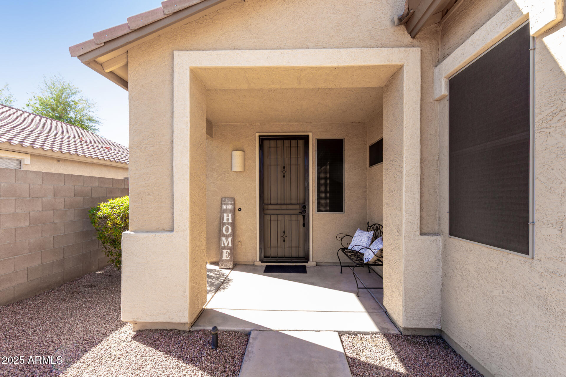 4261 E AUGUSTA Avenue