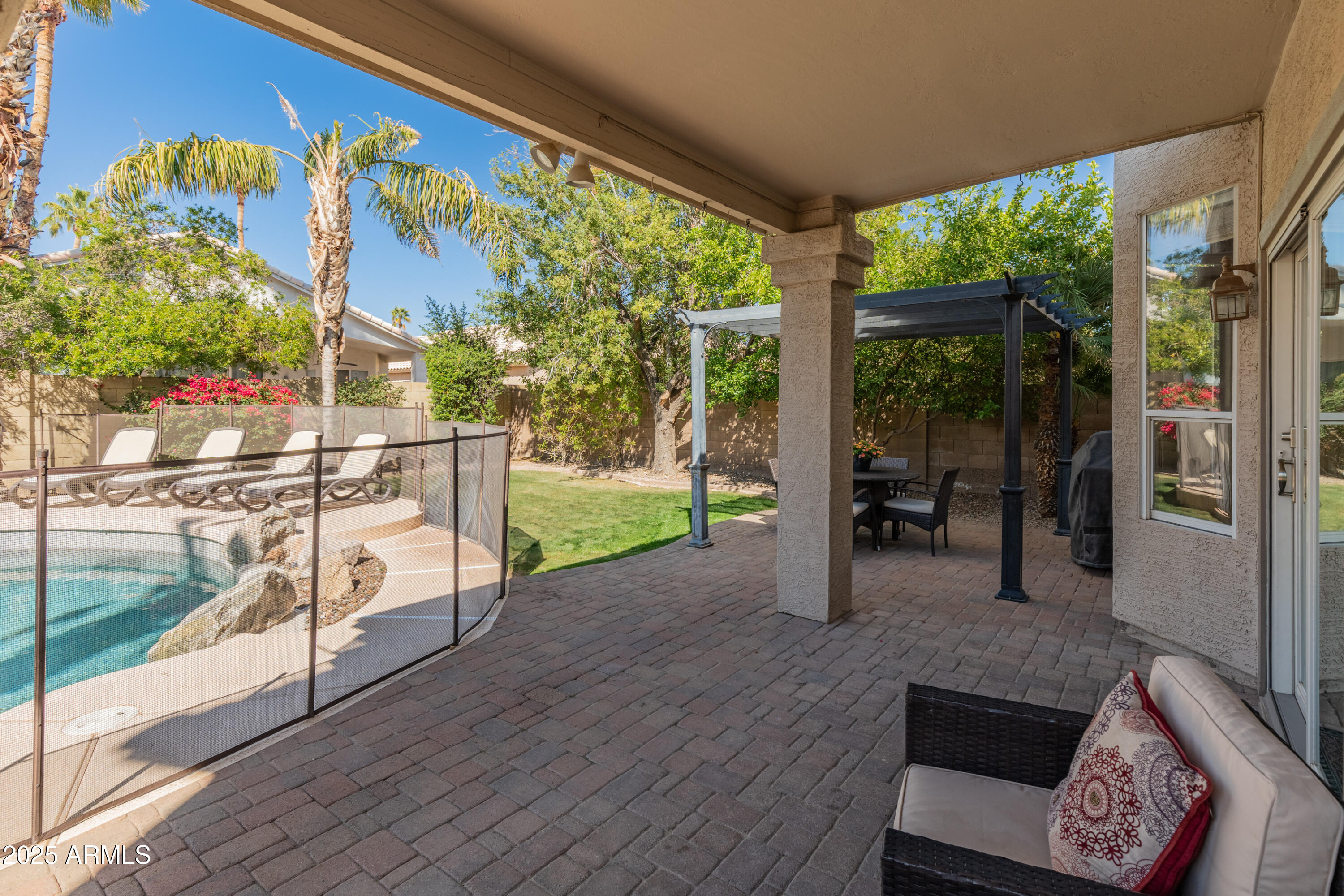 9238 E PINE VALLEY Road
