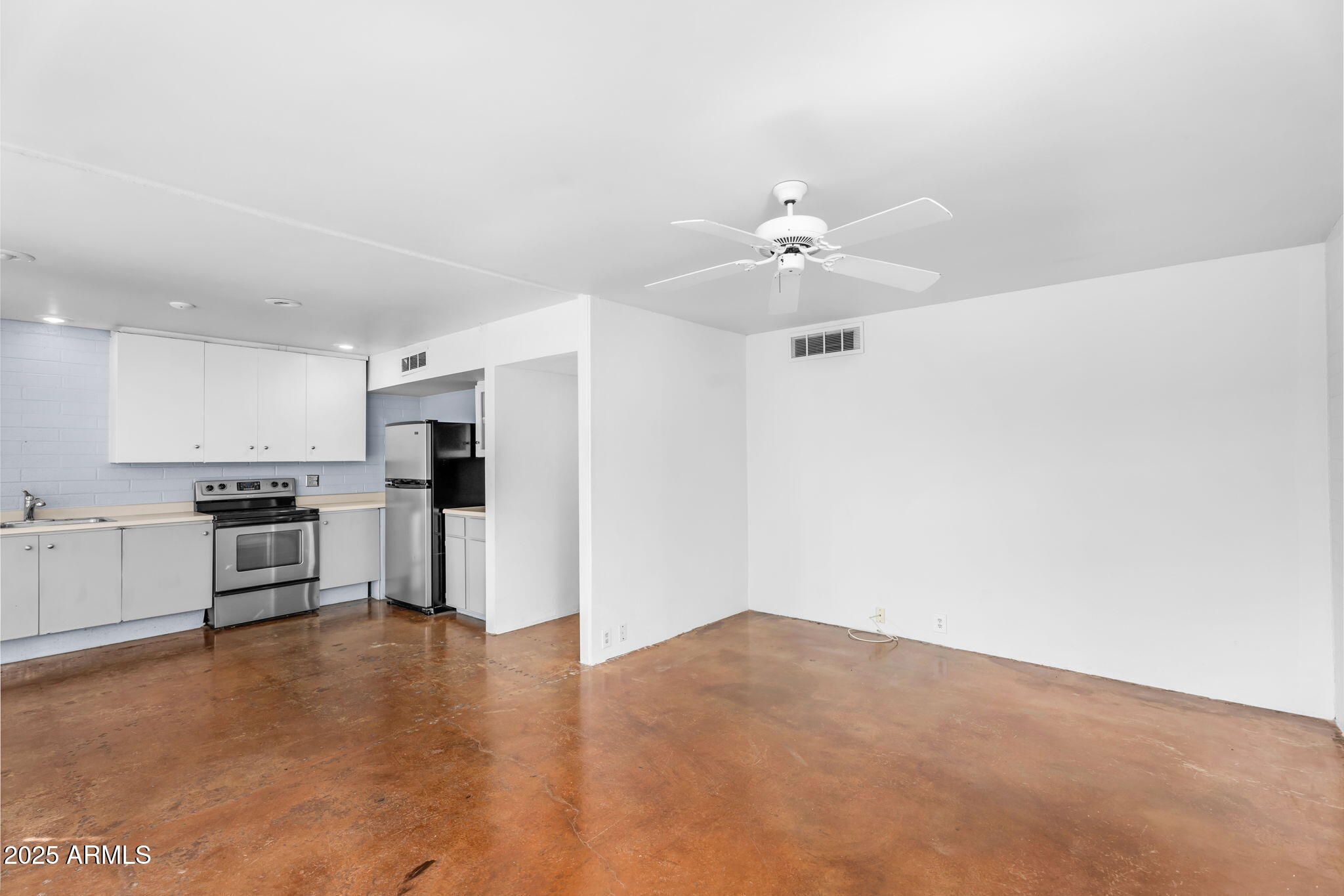 4225 N 36TH Street 24