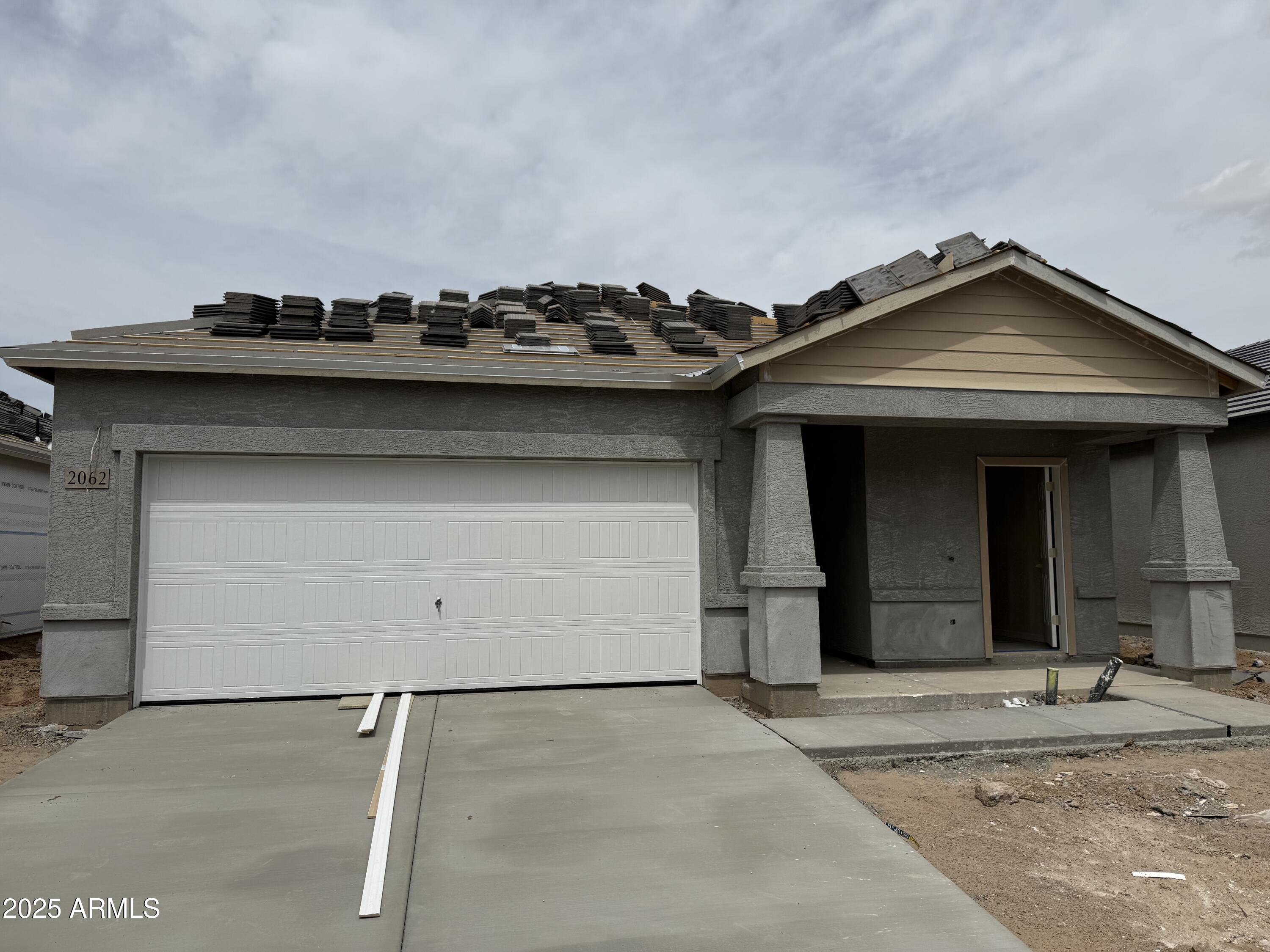 2062 E BUCKING BRONCO Drive