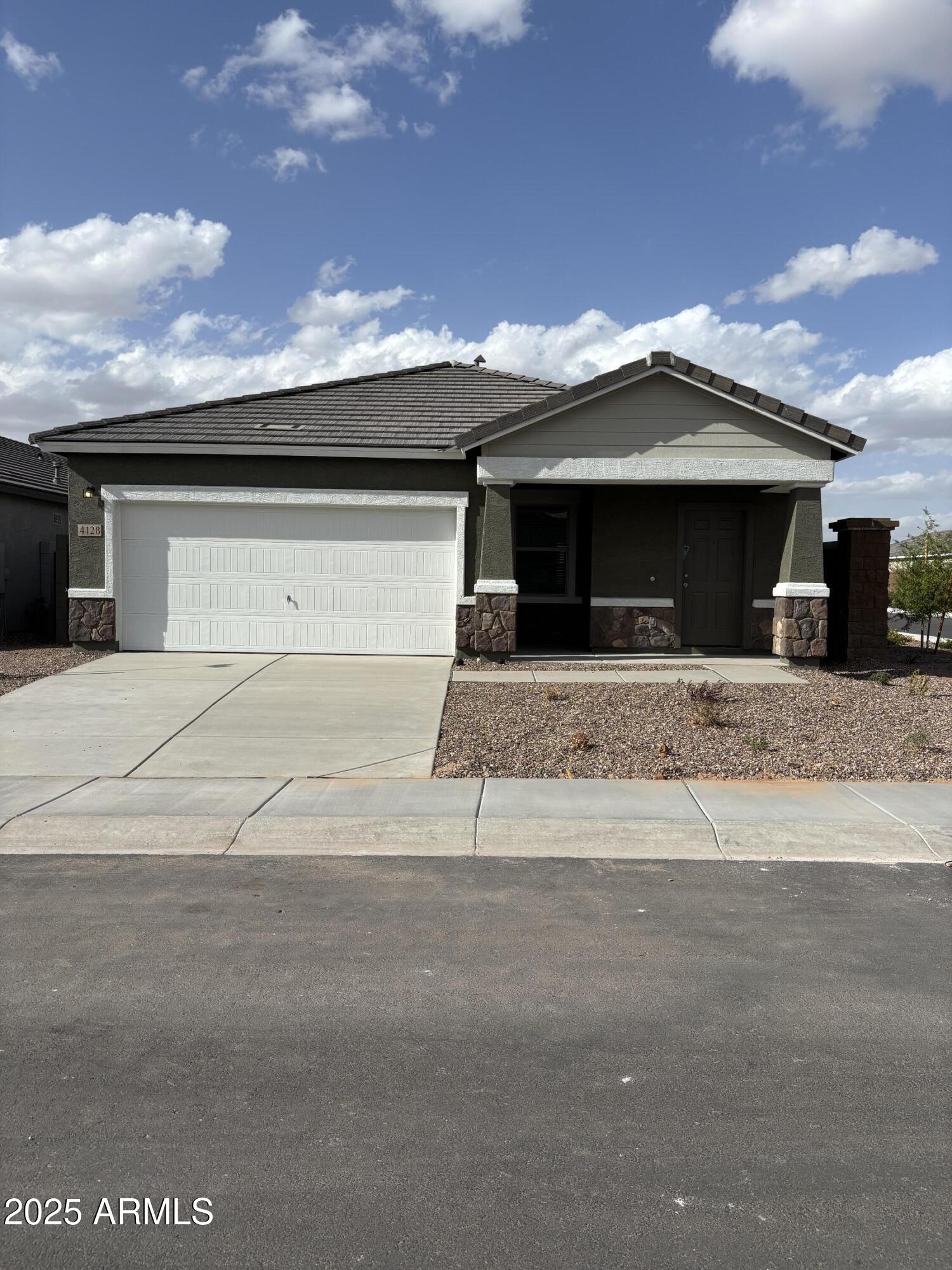 4128 E KOLIN Lane