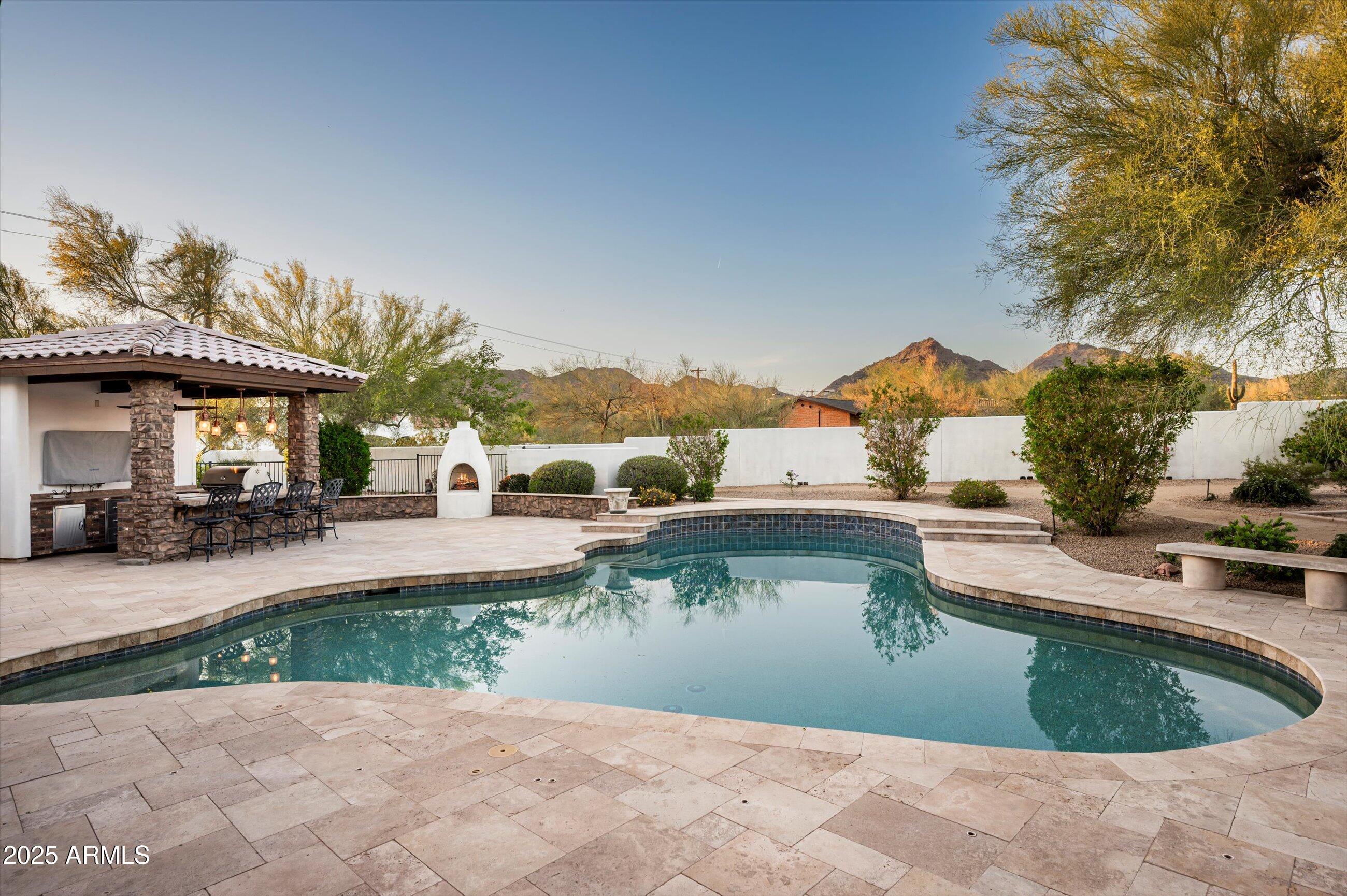 3802 E BETHANY HOME Road