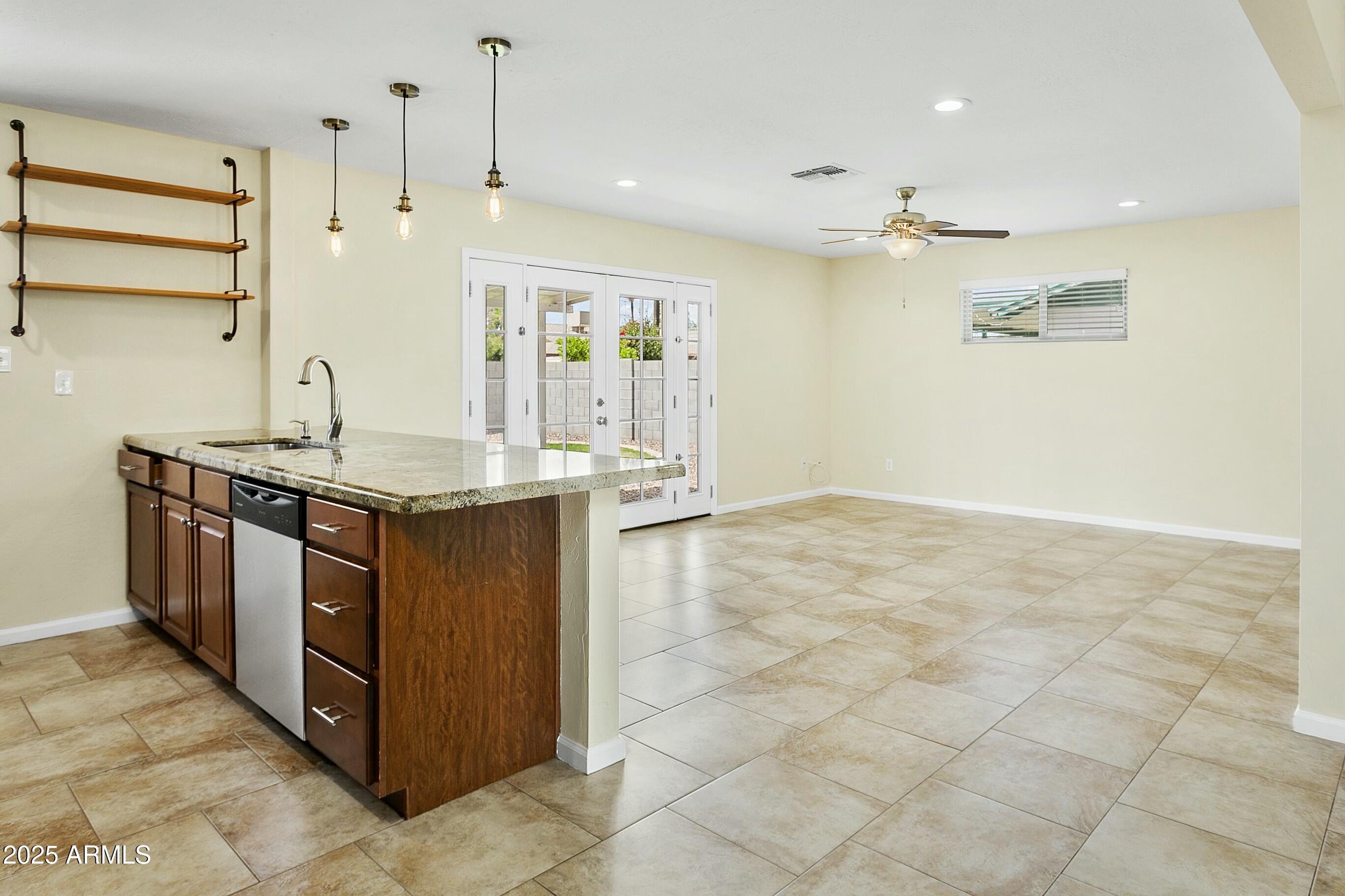 23 W FAIRMONT Drive
