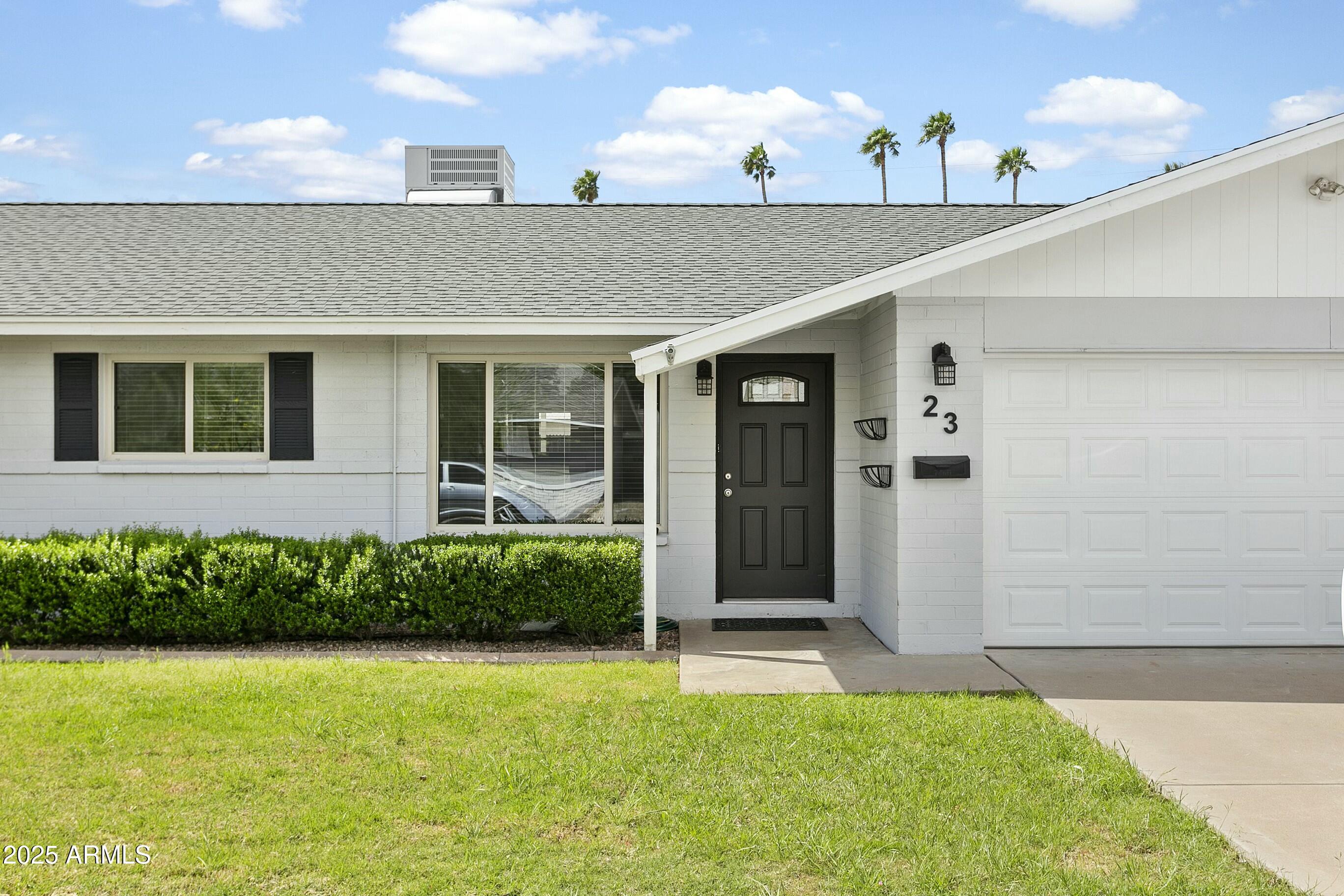 23 W FAIRMONT Drive