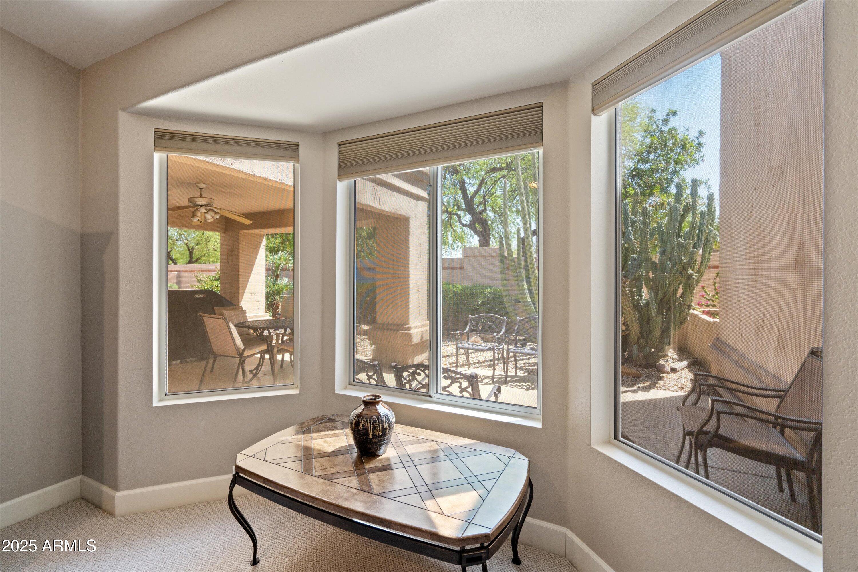 8405 W UTOPIA Road