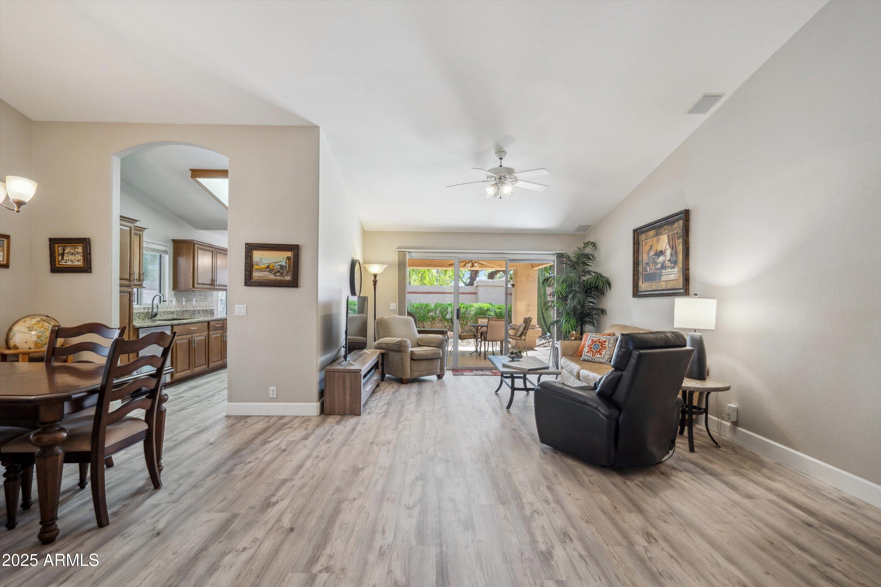 8405 W UTOPIA Road