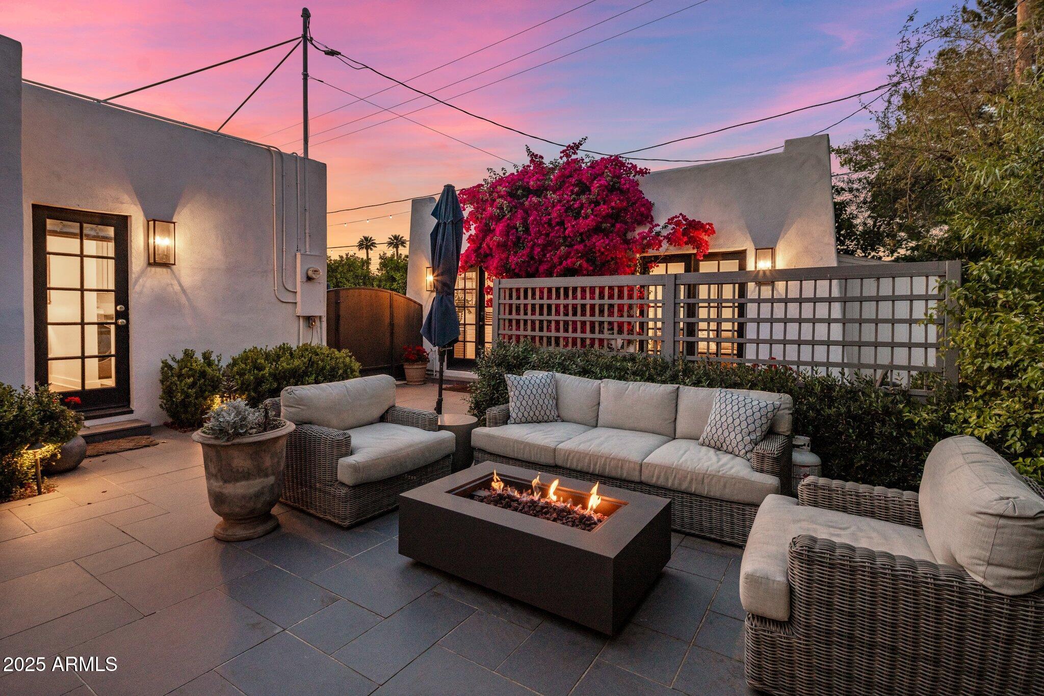 58 W WILSHIRE Drive