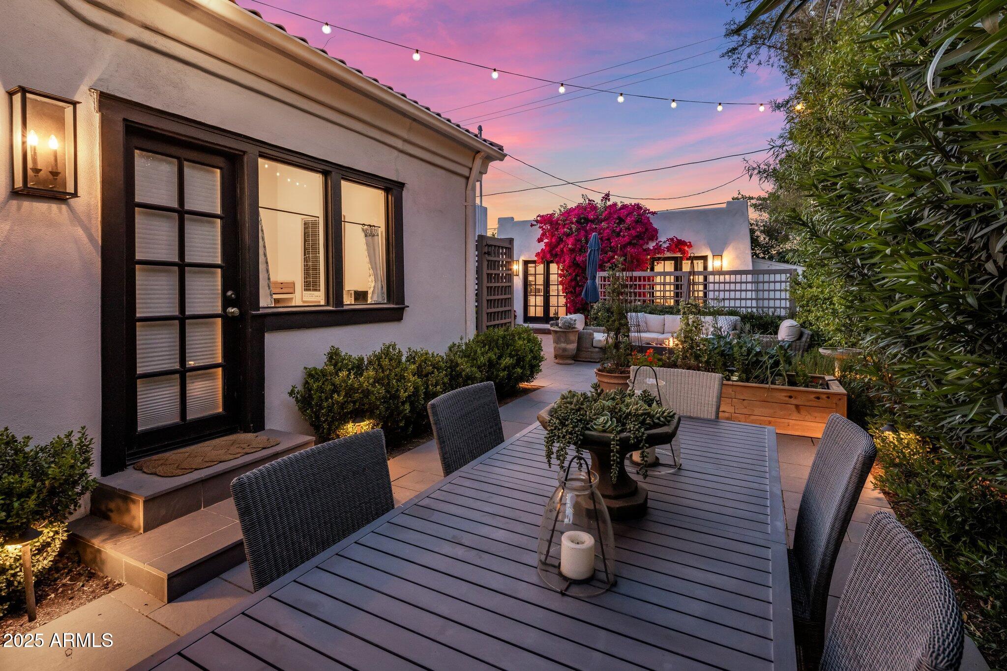 58 W WILSHIRE Drive