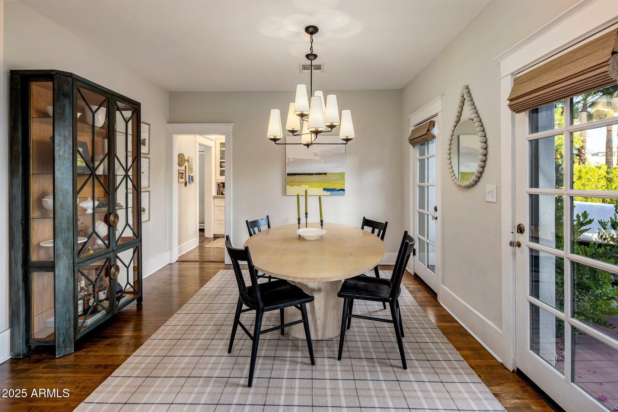 58 W WILSHIRE Drive