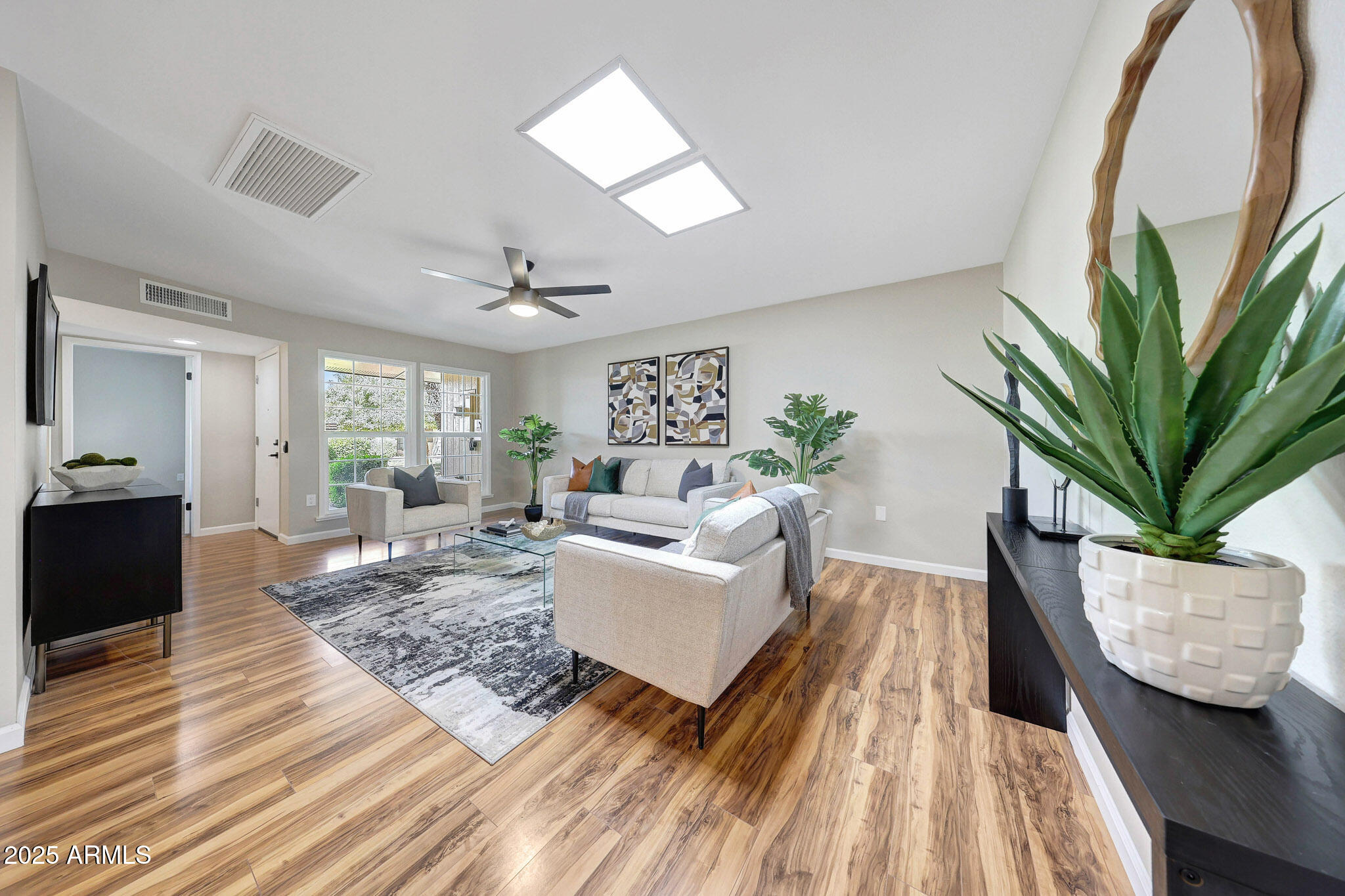 10713 W SANTA FE Drive