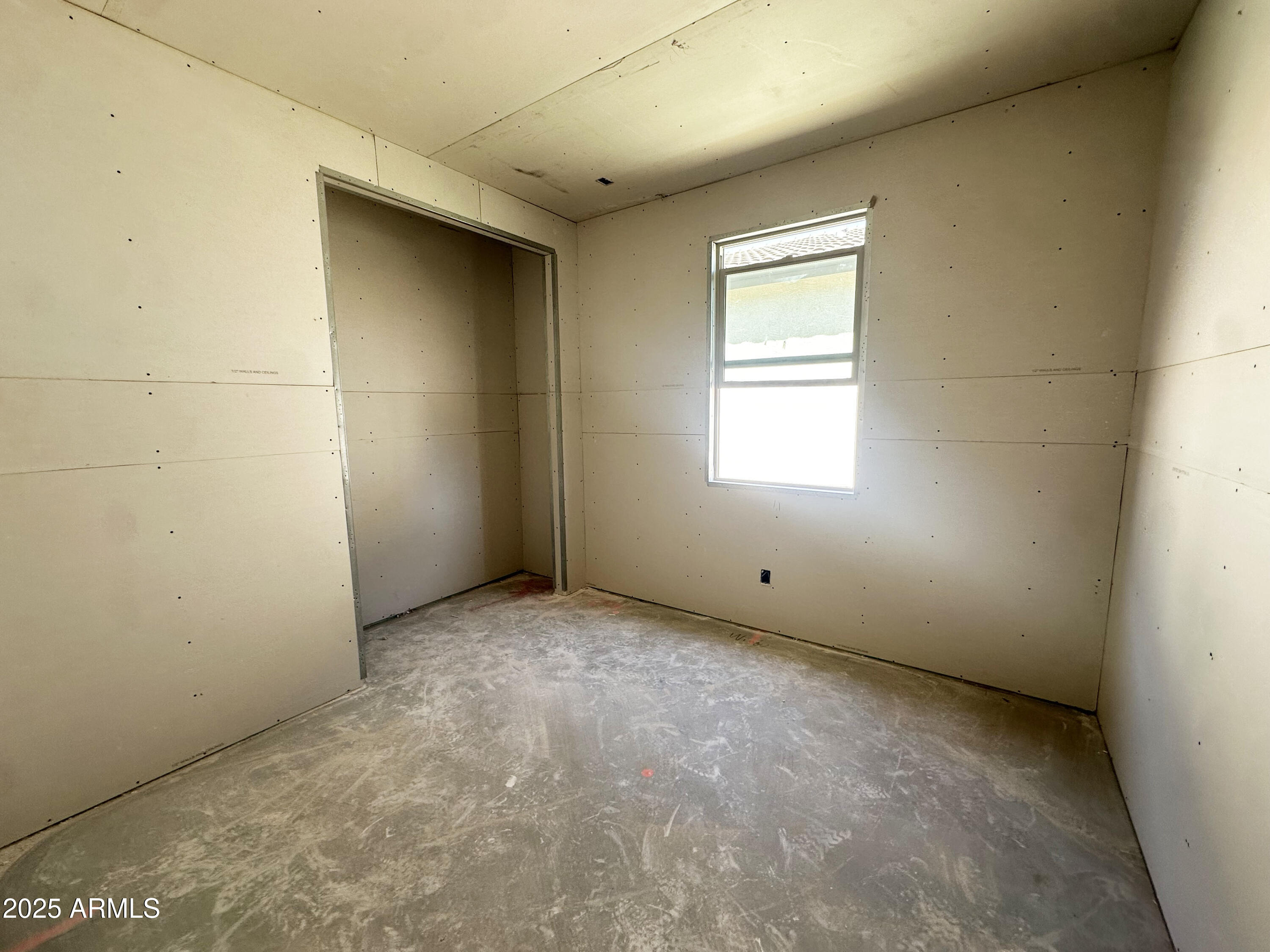 2356 E SPUR Drive