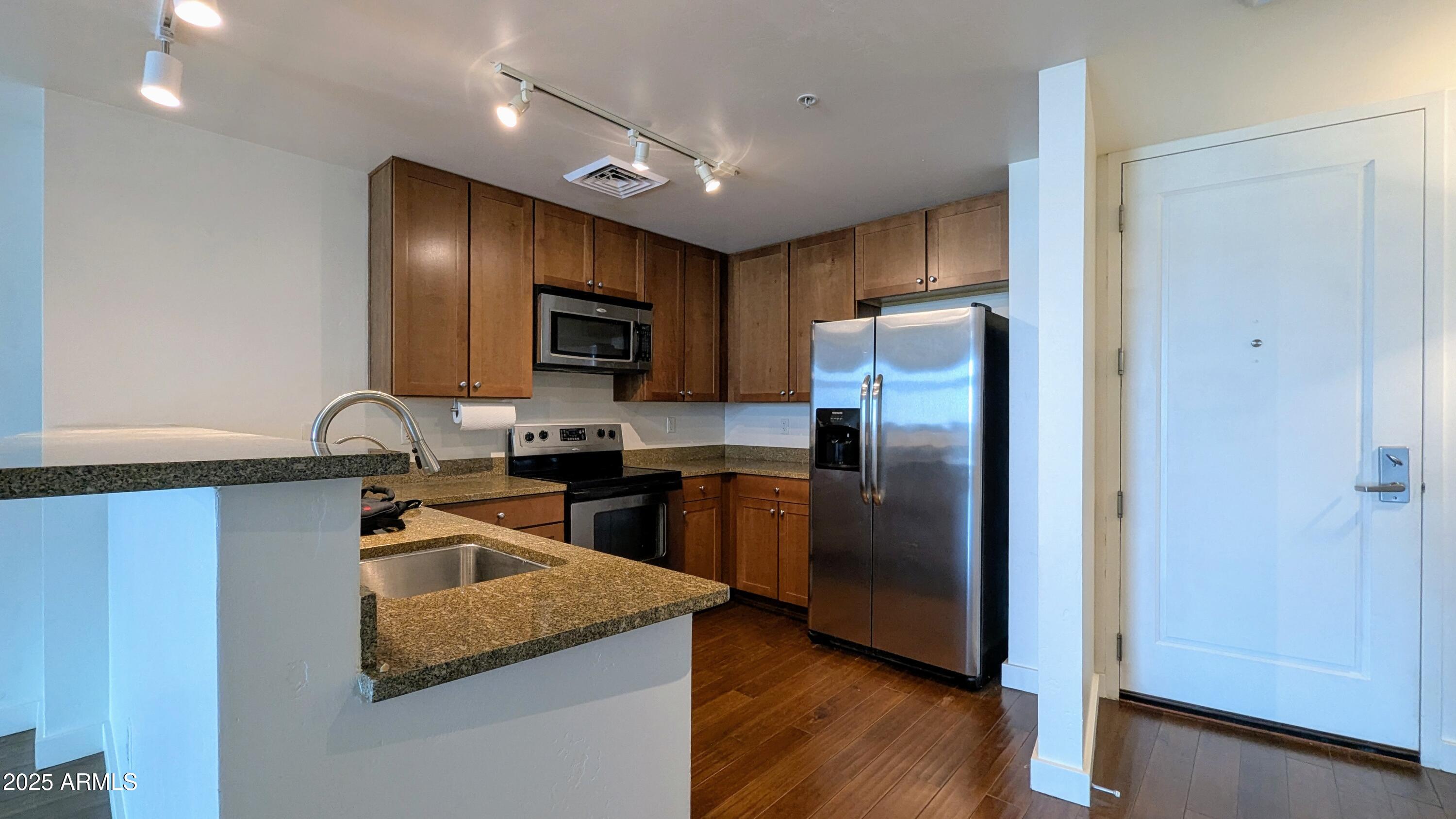 310 S 4TH Street 1903