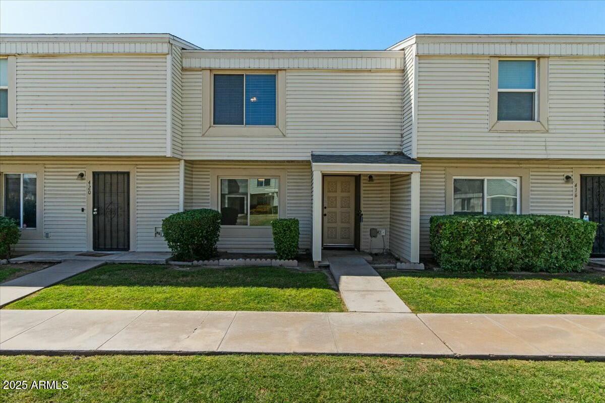 418 E WOODMAN Drive