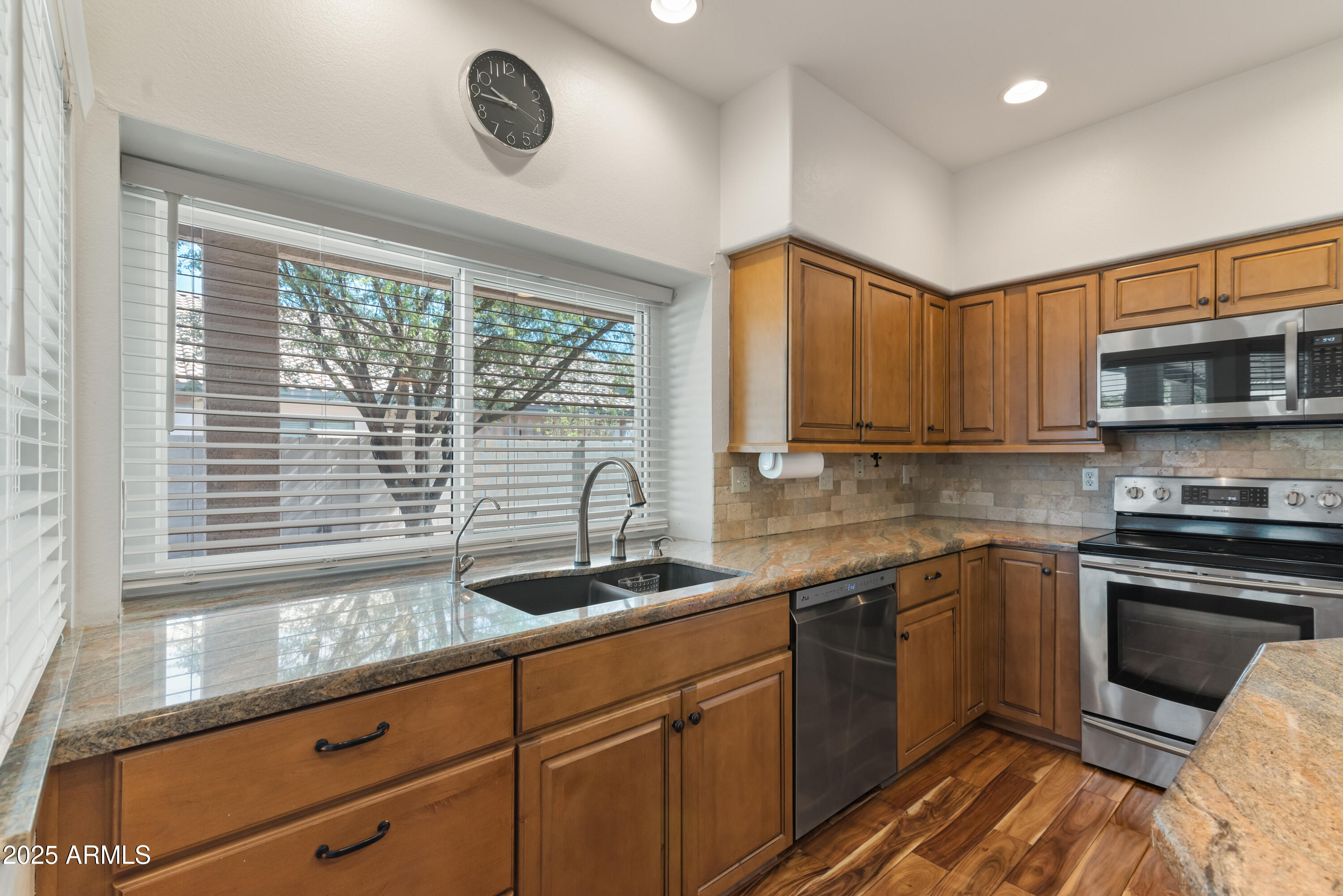 162 W EL FREDA Road
