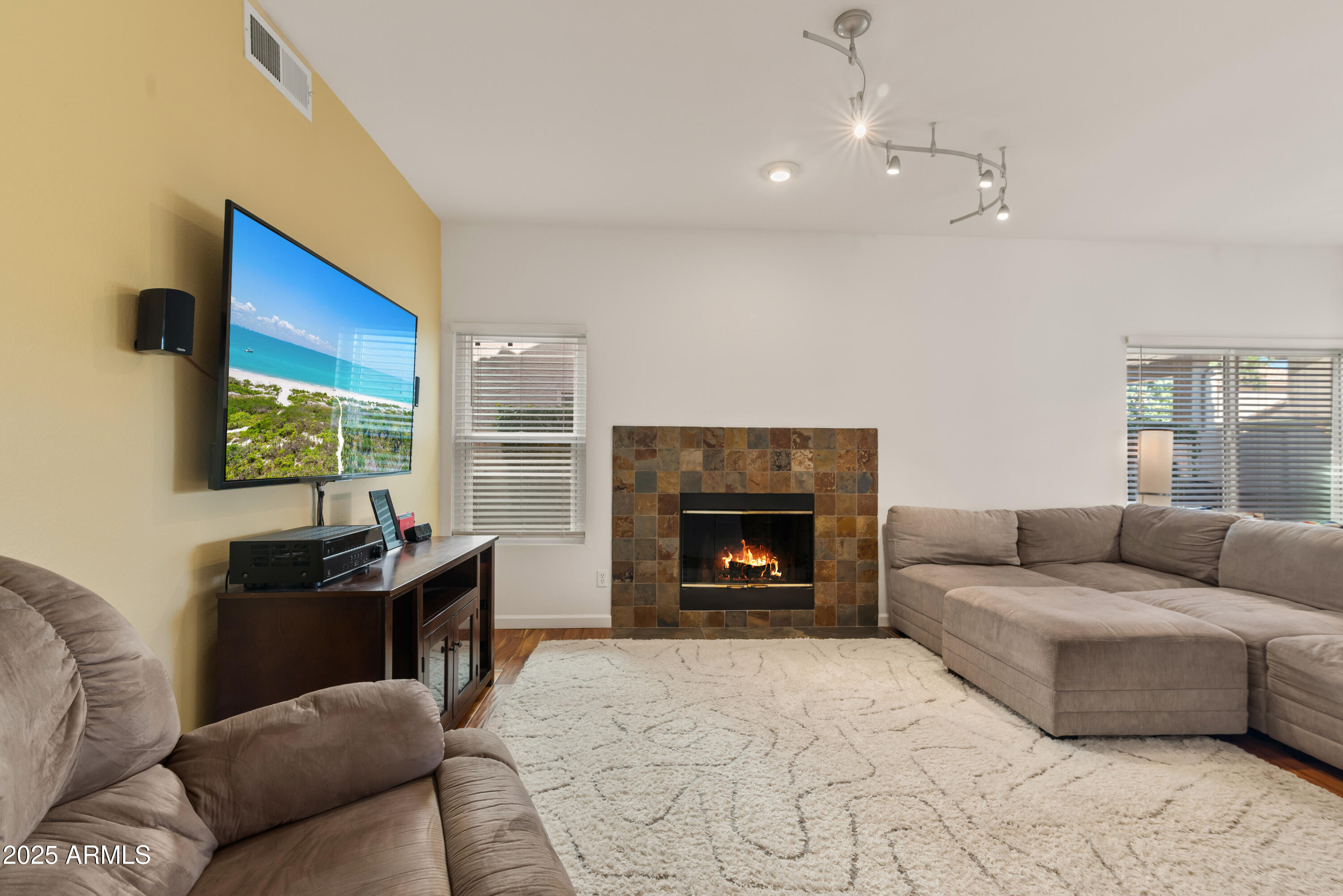 162 W EL FREDA Road