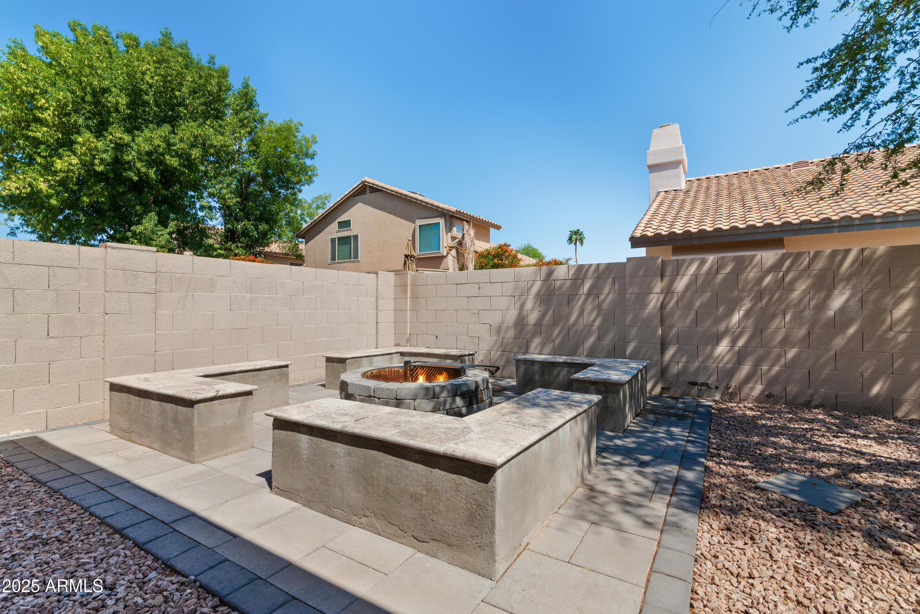 162 W EL FREDA Road