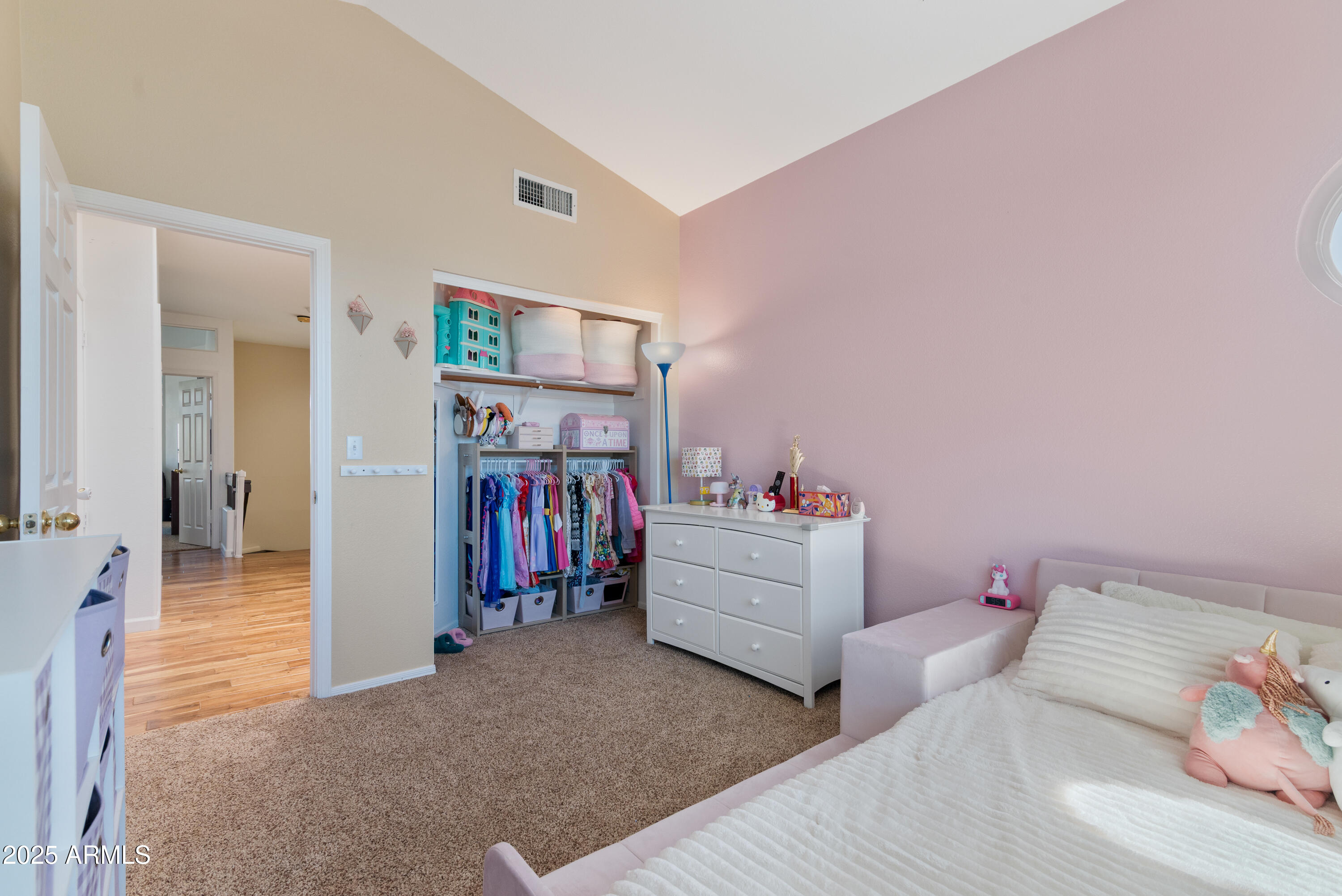 162 W EL FREDA Road