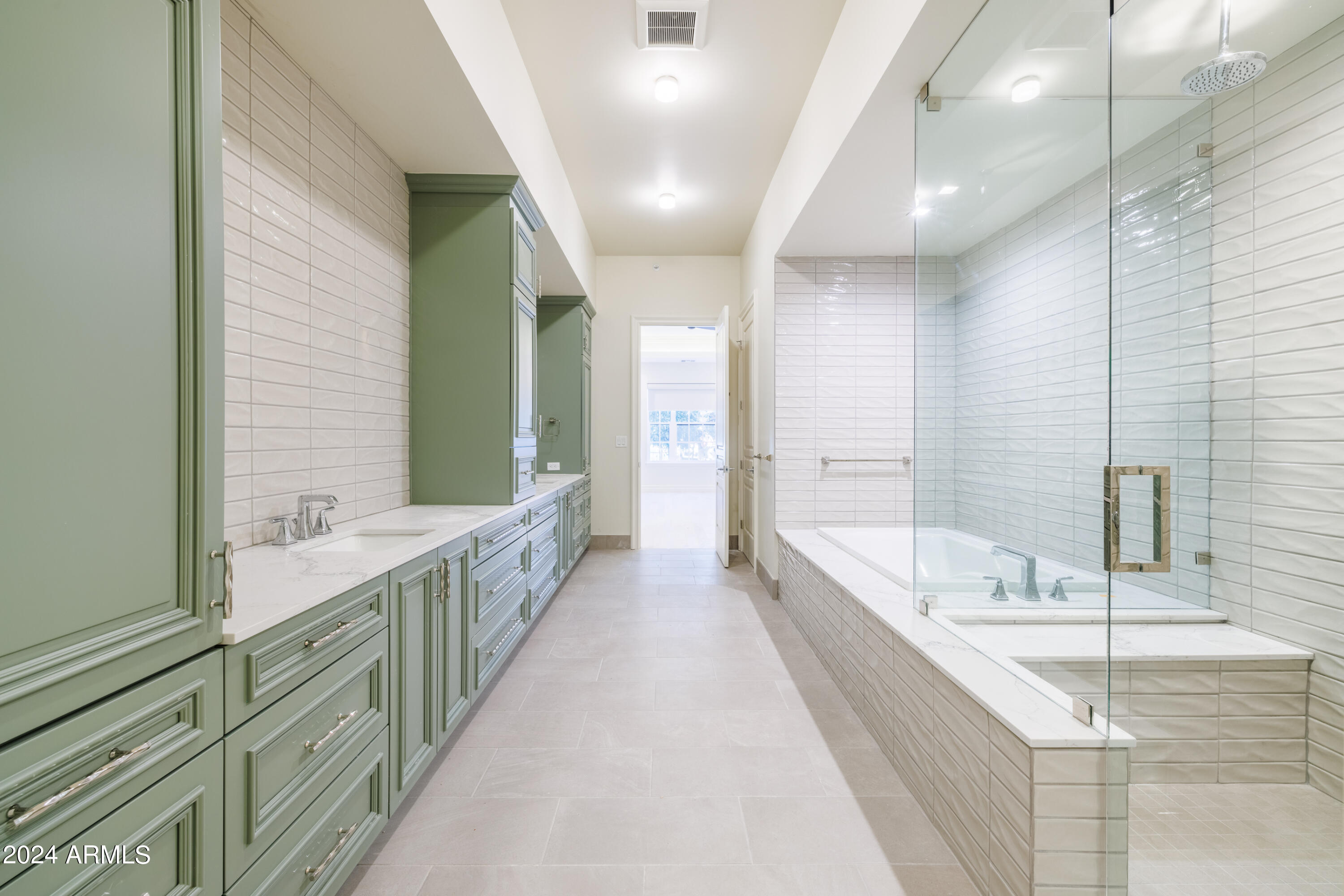 4240 E CAMELBACK Road 507