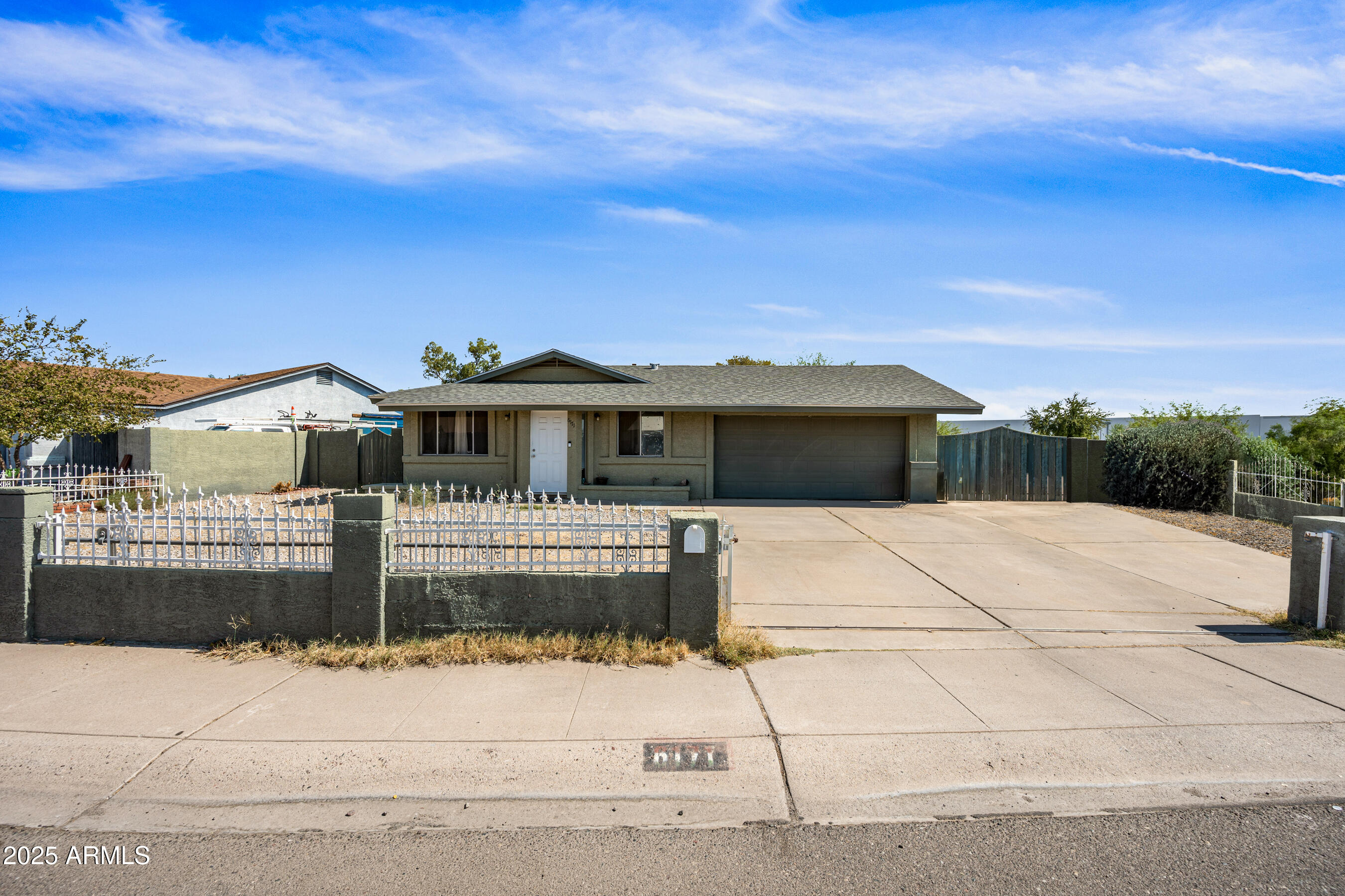 6171 W MCKINLEY Street