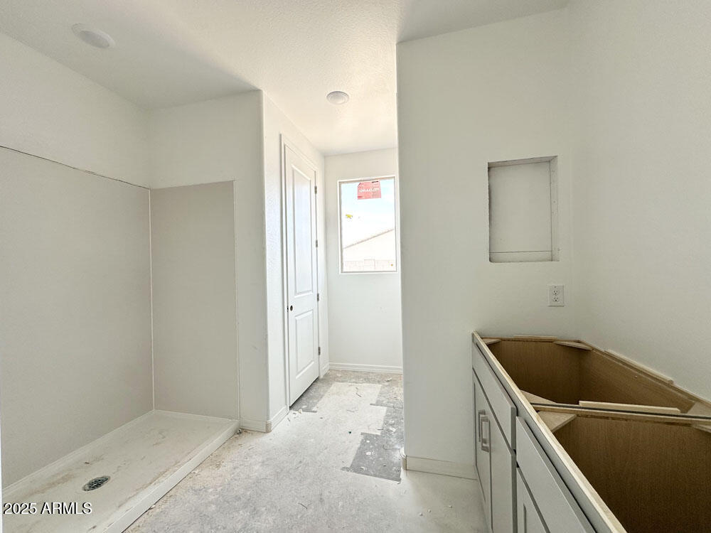 22816 E ROUNDUP Way